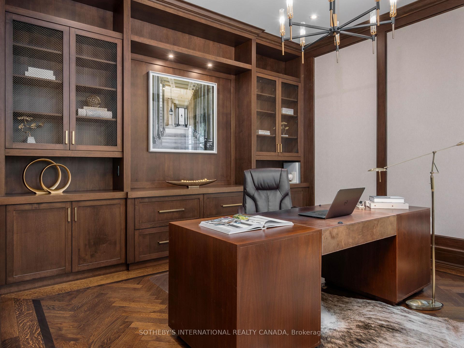 Photo 18 of 22 Brookfield Road, North York, Bridle Path-Sunnybrook-York Mills — HOMEH