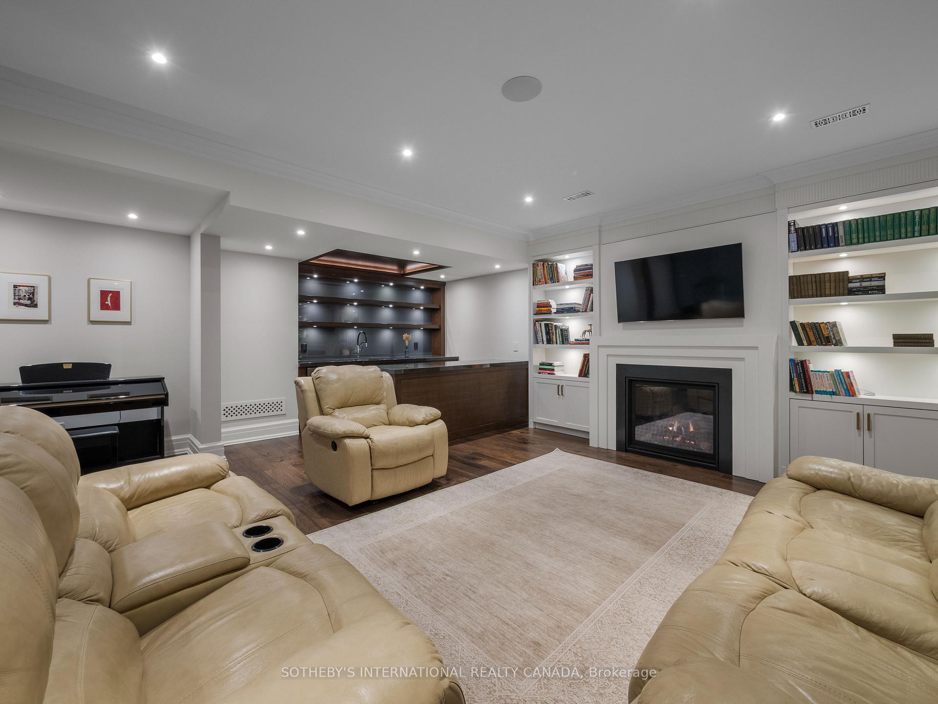 Photo 38 of 22 Brookfield Road, North York, Bridle Path-Sunnybrook-York Mills — HOMEH