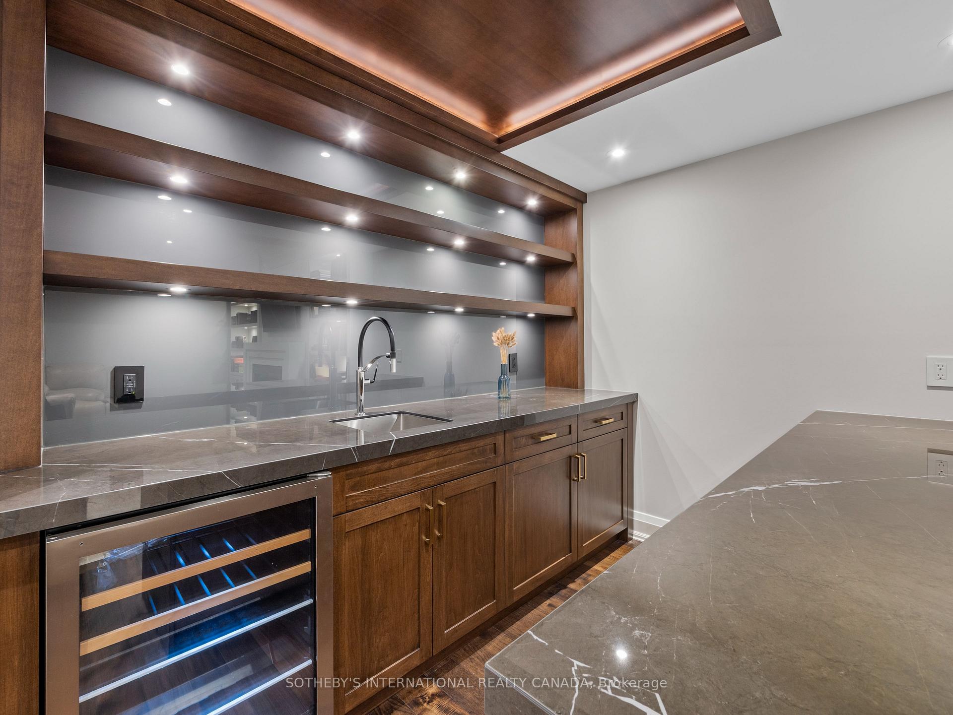 Photo 39 of 22 Brookfield Road, North York, Bridle Path-Sunnybrook-York Mills — HOMEH