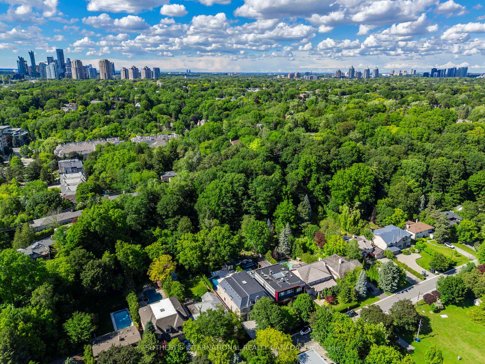 Photo 50 of 22 Brookfield Road, North York, Bridle Path-Sunnybrook-York Mills — HOMEH
