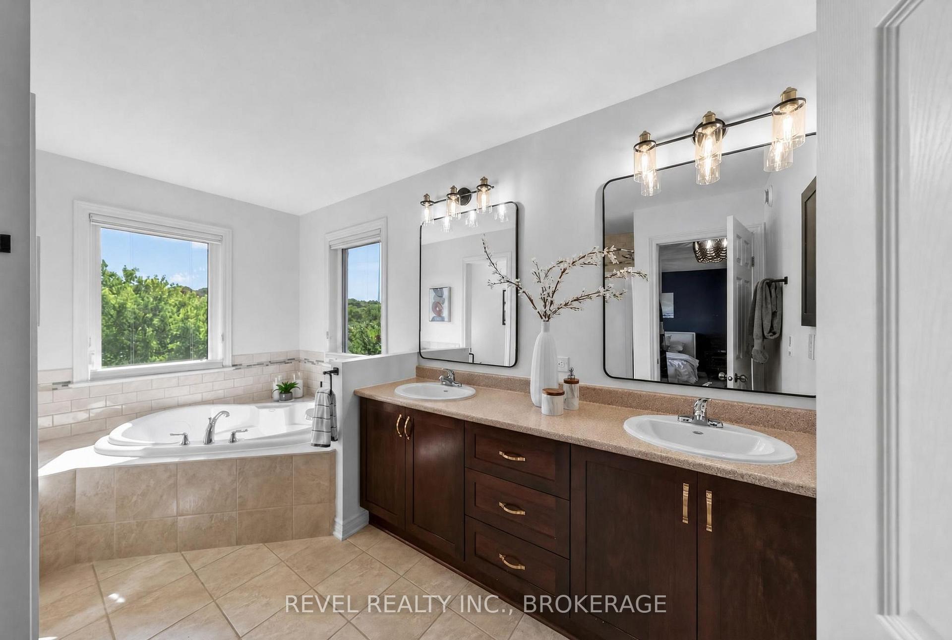 Photo 24 of 695 Fieldstone Drive, Kingston, Kingston East (Incl Barret Crt) — HOMEH