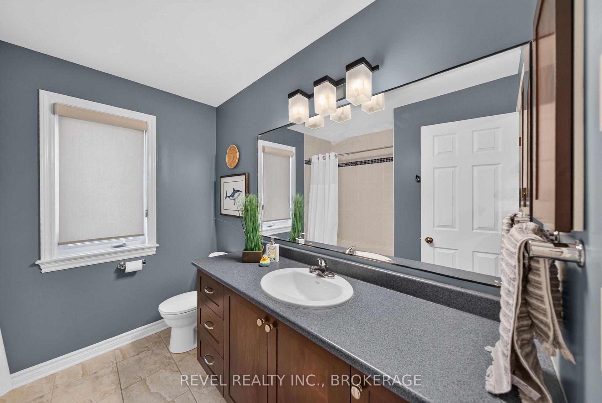 Photo 32 of 695 Fieldstone Drive, Kingston, Kingston East (Incl Barret Crt) — HOMEH