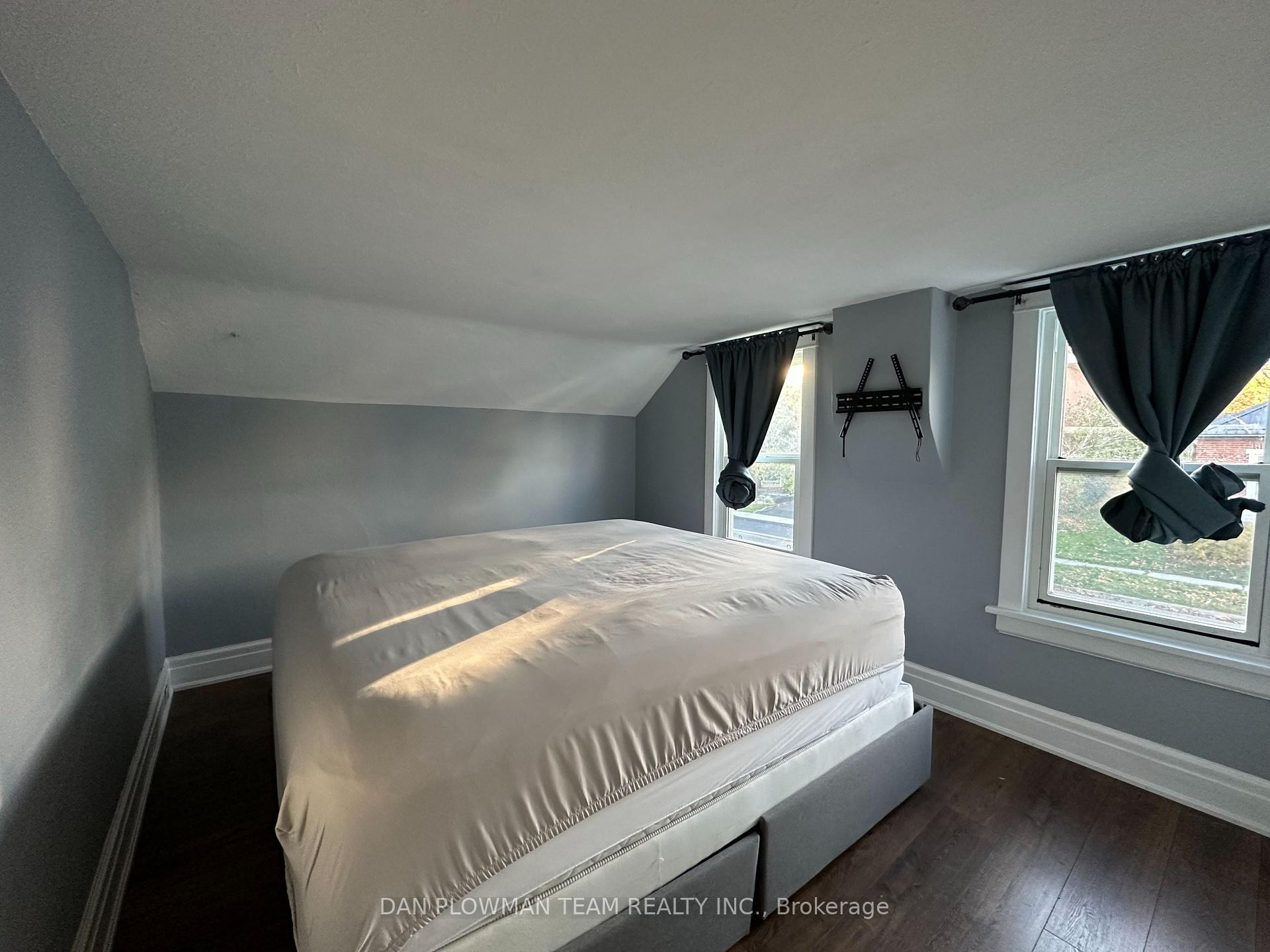 Photo 13 of 167 Nassau Street, Oshawa, Vanier — HOMEH