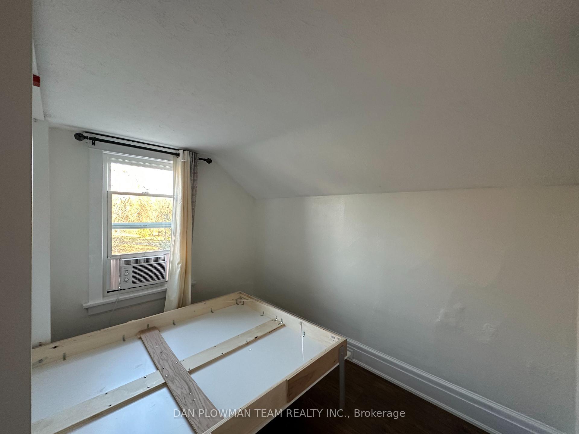 Photo 14 of 167 Nassau Street, Oshawa, Vanier — HOMEH