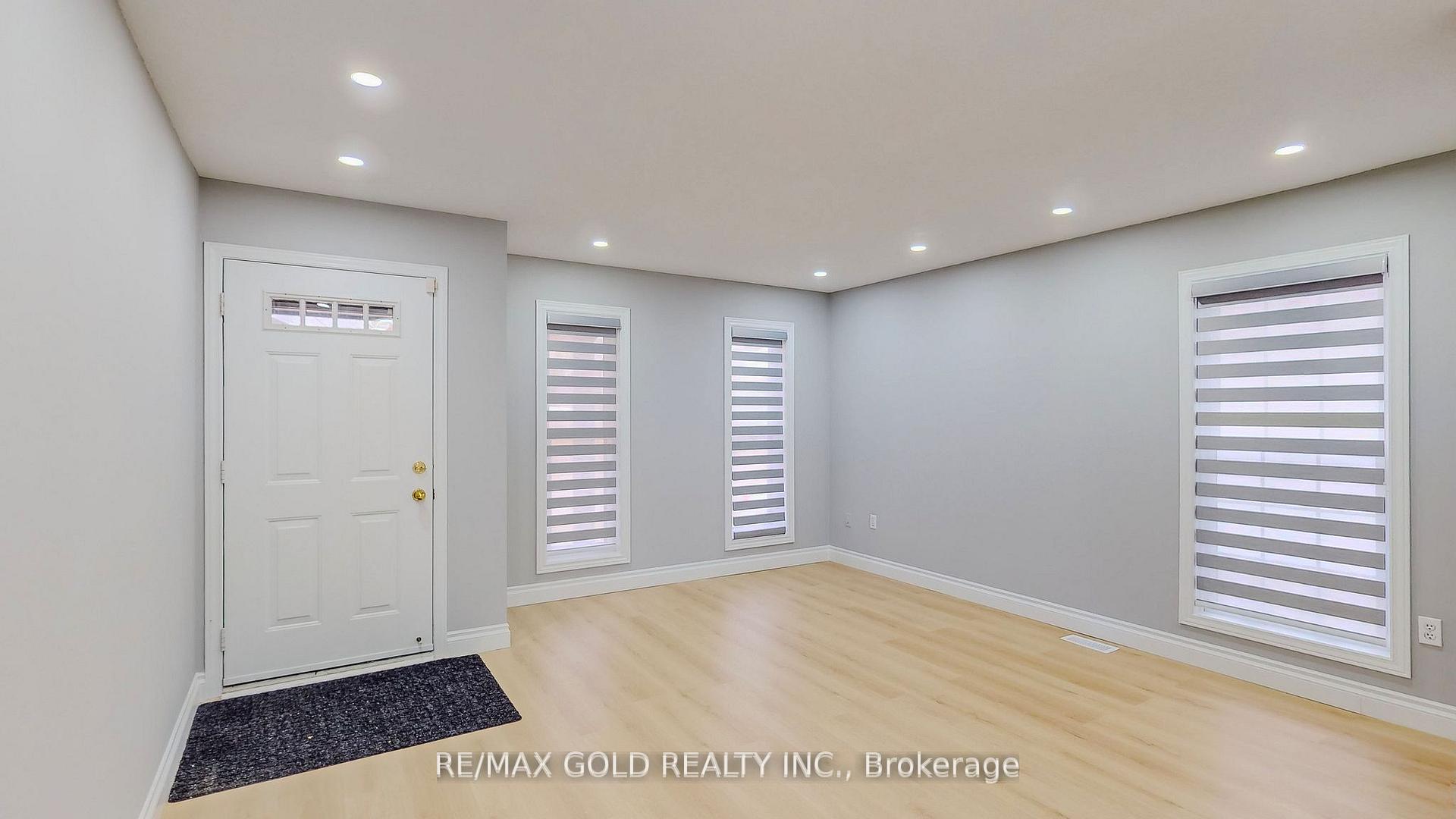 Photo 7 of 133 Wake Robin Drive, Kitchener, Larentian West — HOMEH