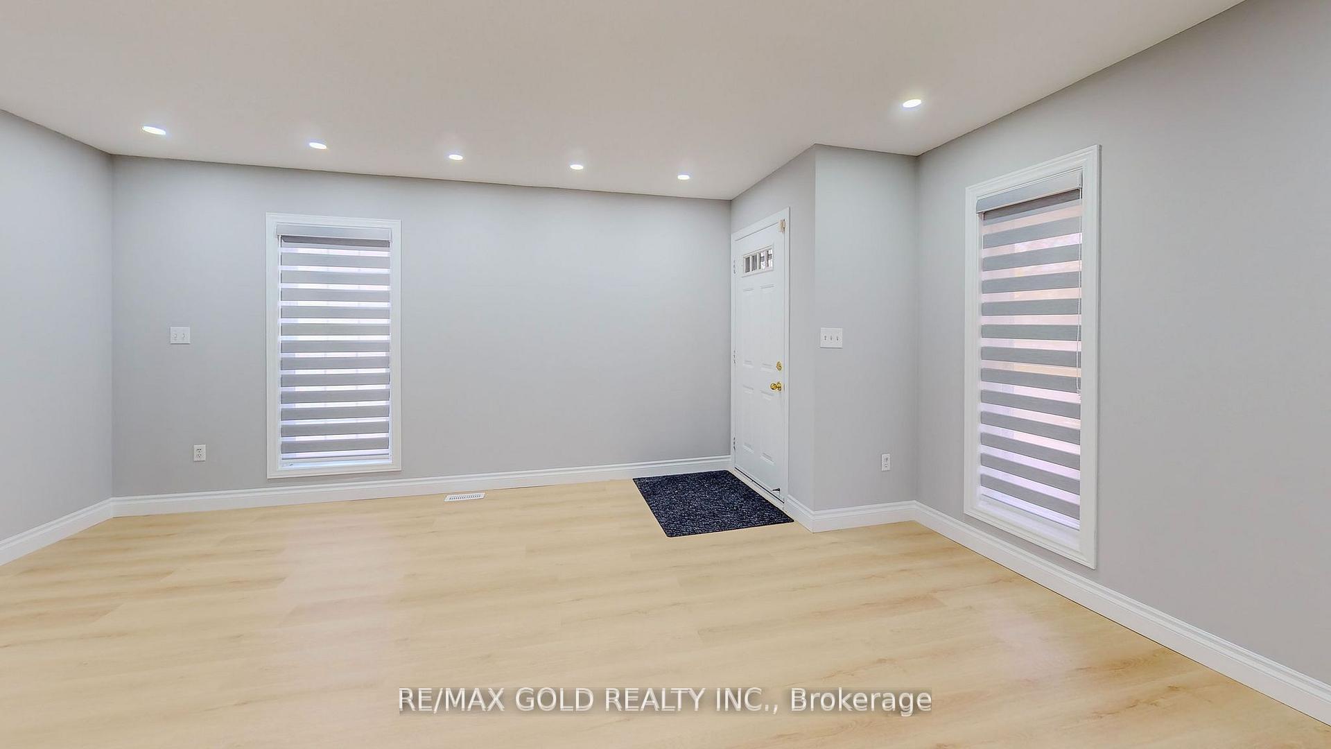 Photo 34 of 133 Wake Robin Drive, Kitchener, Larentian West — HOMEH