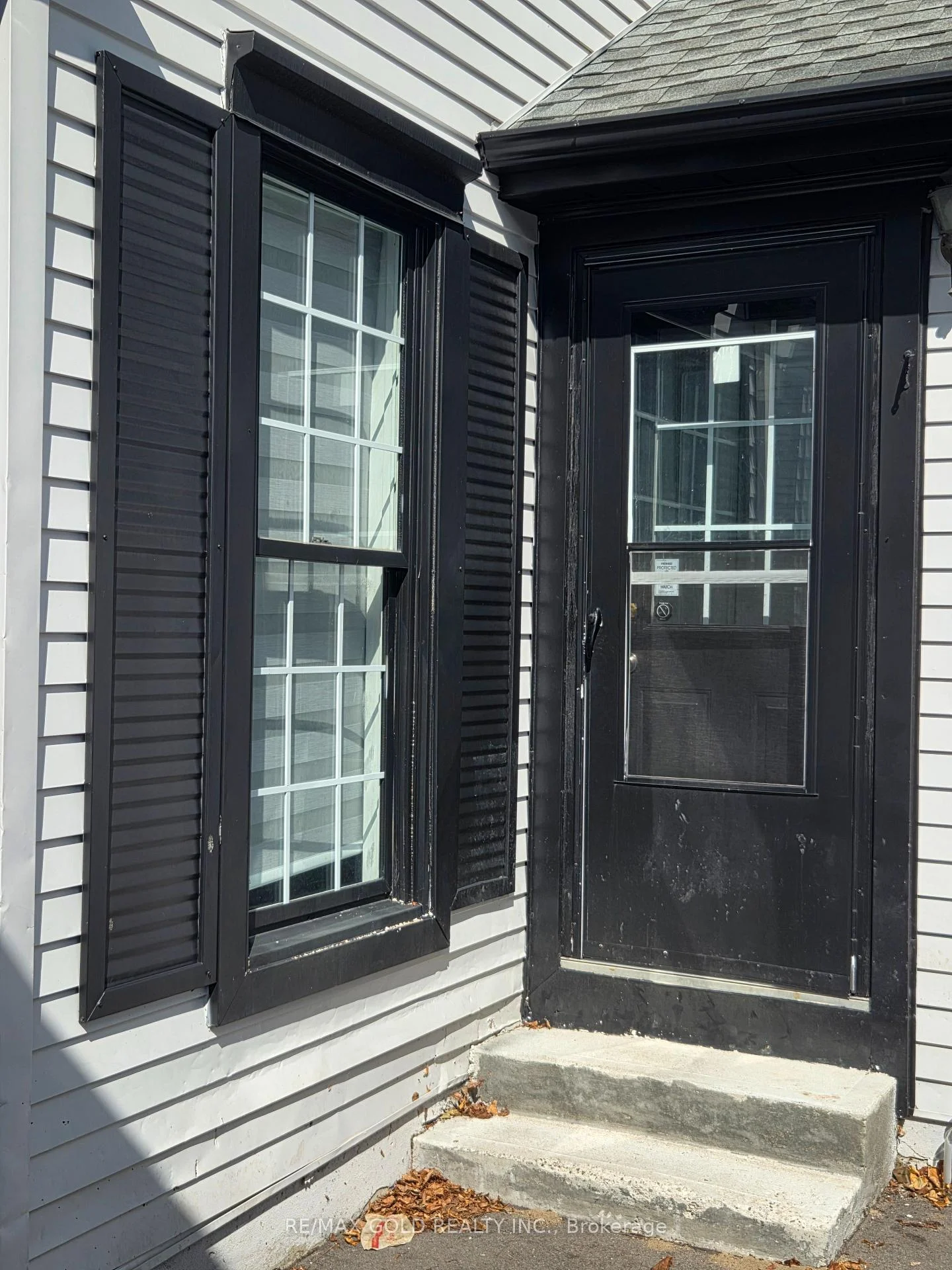 Photo 45 of 133 Wake Robin Drive, Kitchener, Larentian West — HOMEH
