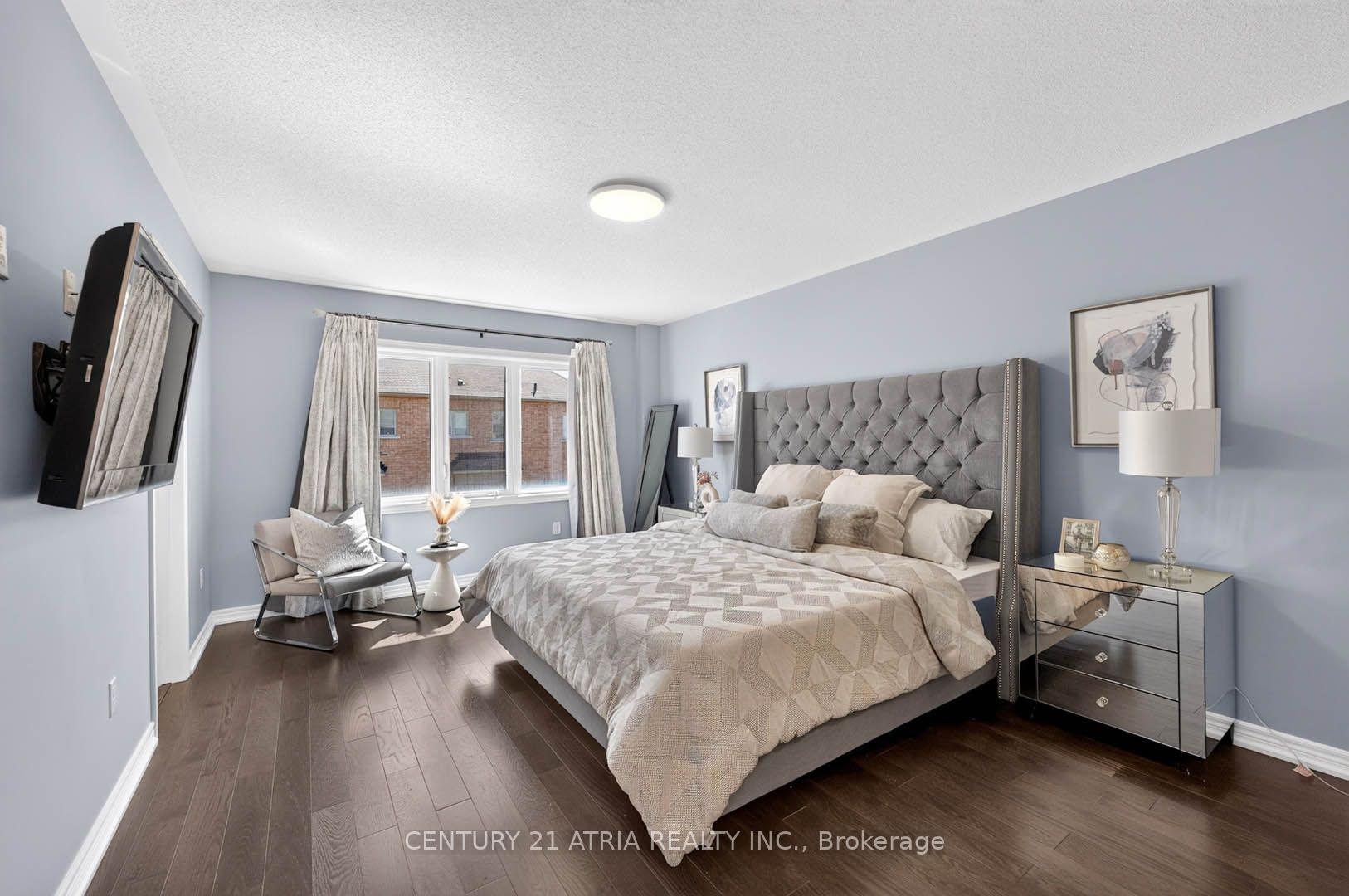 Photo 23 of 67 Holst Avenue, Markham, Berczy — HOMEH