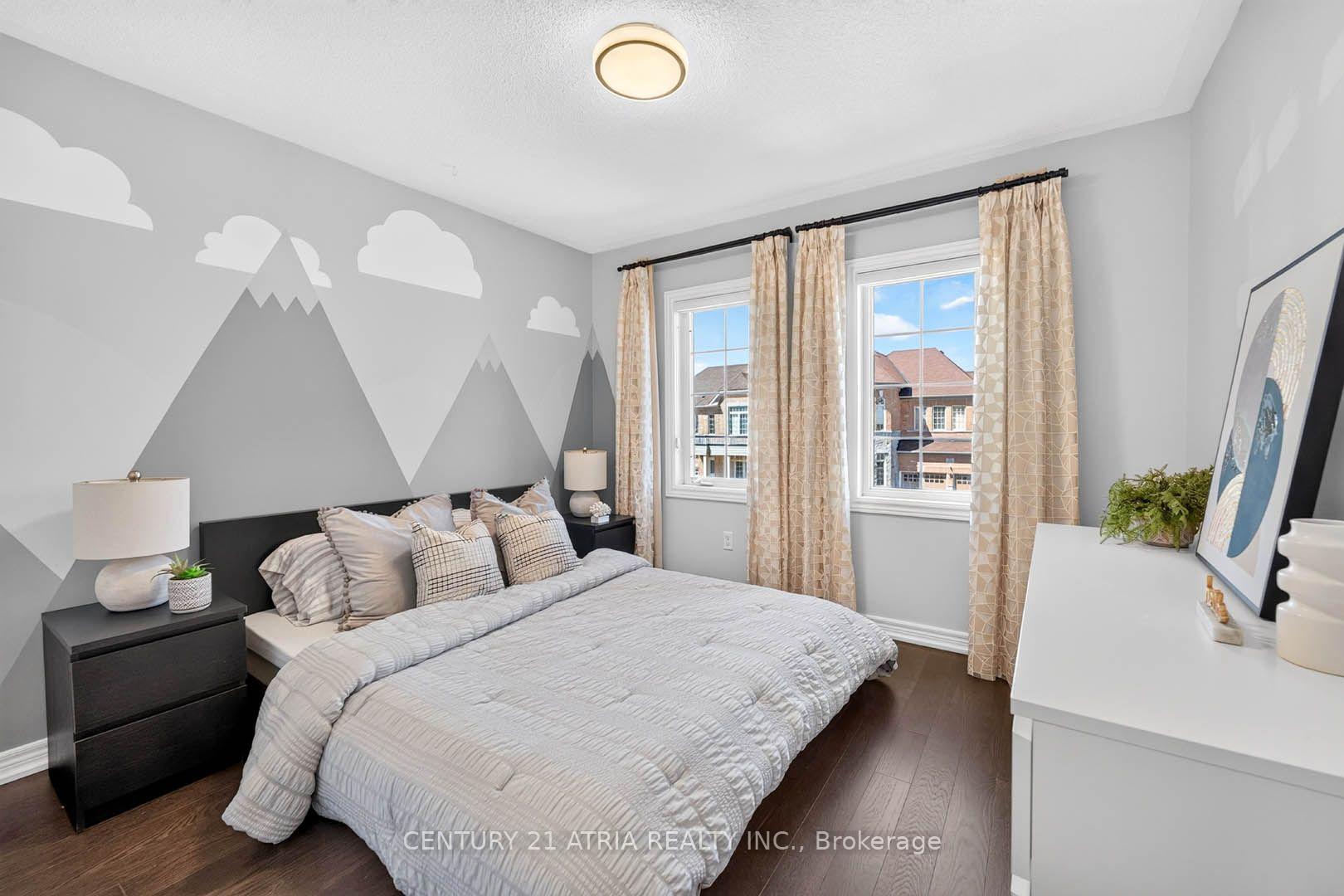 Photo 28 of 67 Holst Avenue, Markham, Berczy — HOMEH