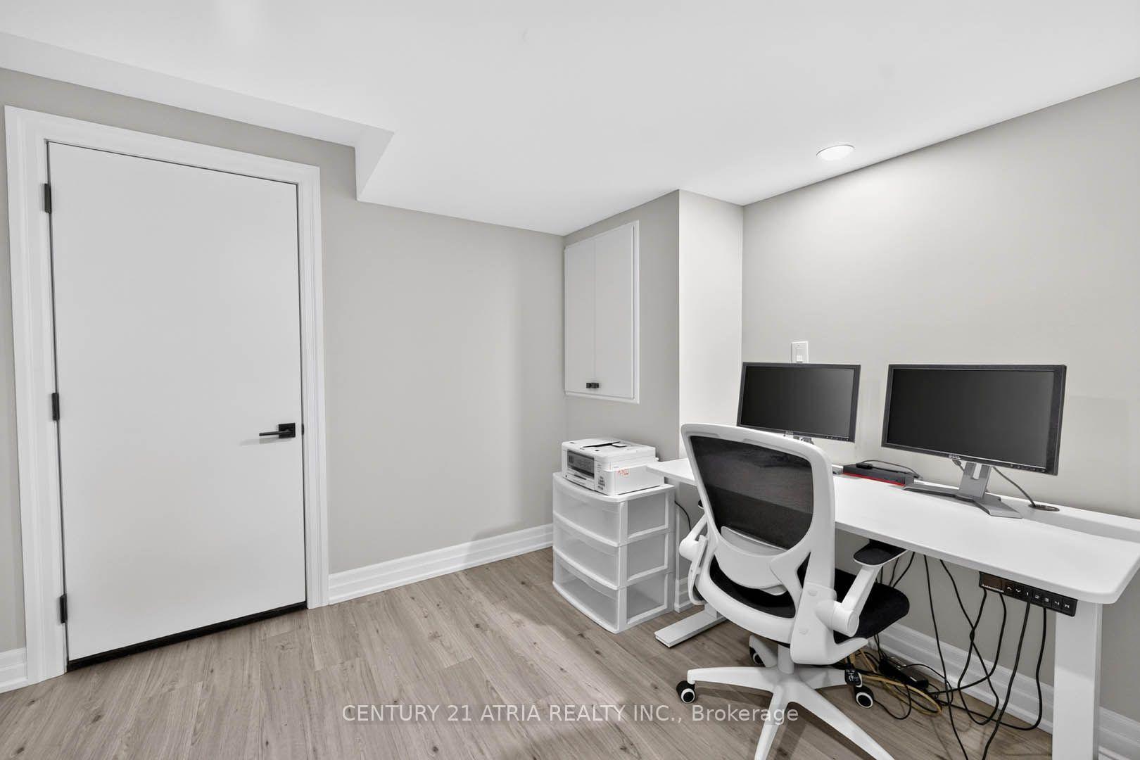 Photo 38 of 67 Holst Avenue, Markham, Berczy — HOMEH