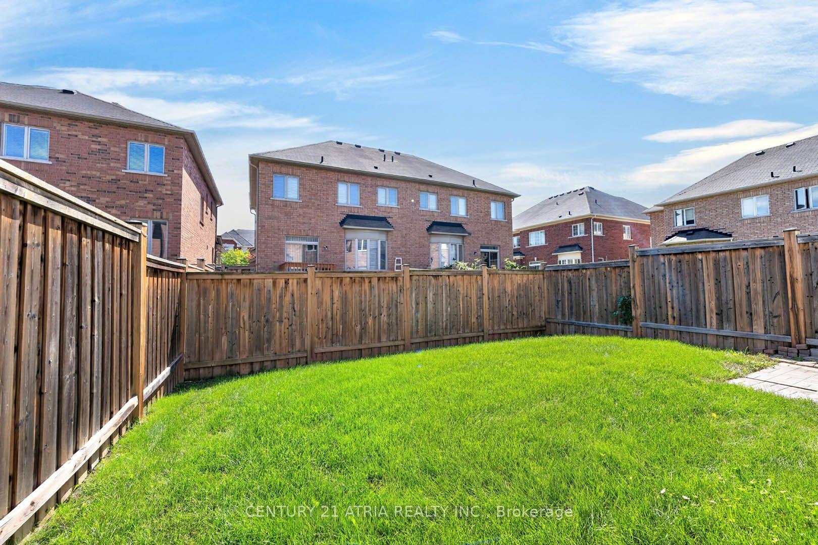 Photo 41 of 67 Holst Avenue, Markham, Berczy — HOMEH