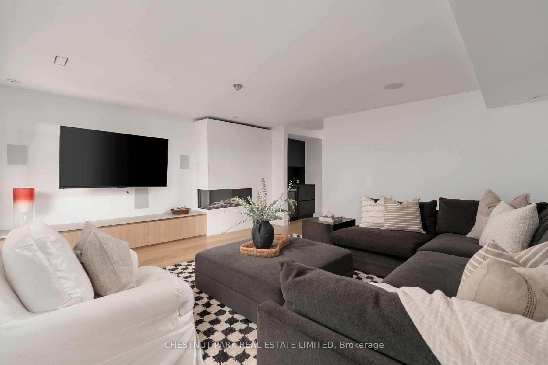 Photo 54 of 62 Gormley Avenue, Toronto, Yonge-St. Clair — HOMEH