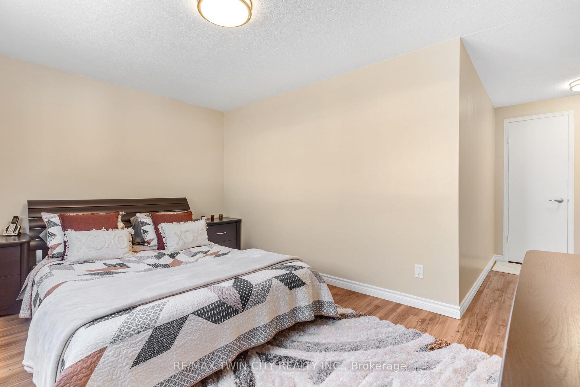 Photo 33 of Unit 51, 14 Williamsburg Road, Kitchener, Laurentian Hills — HOMEH