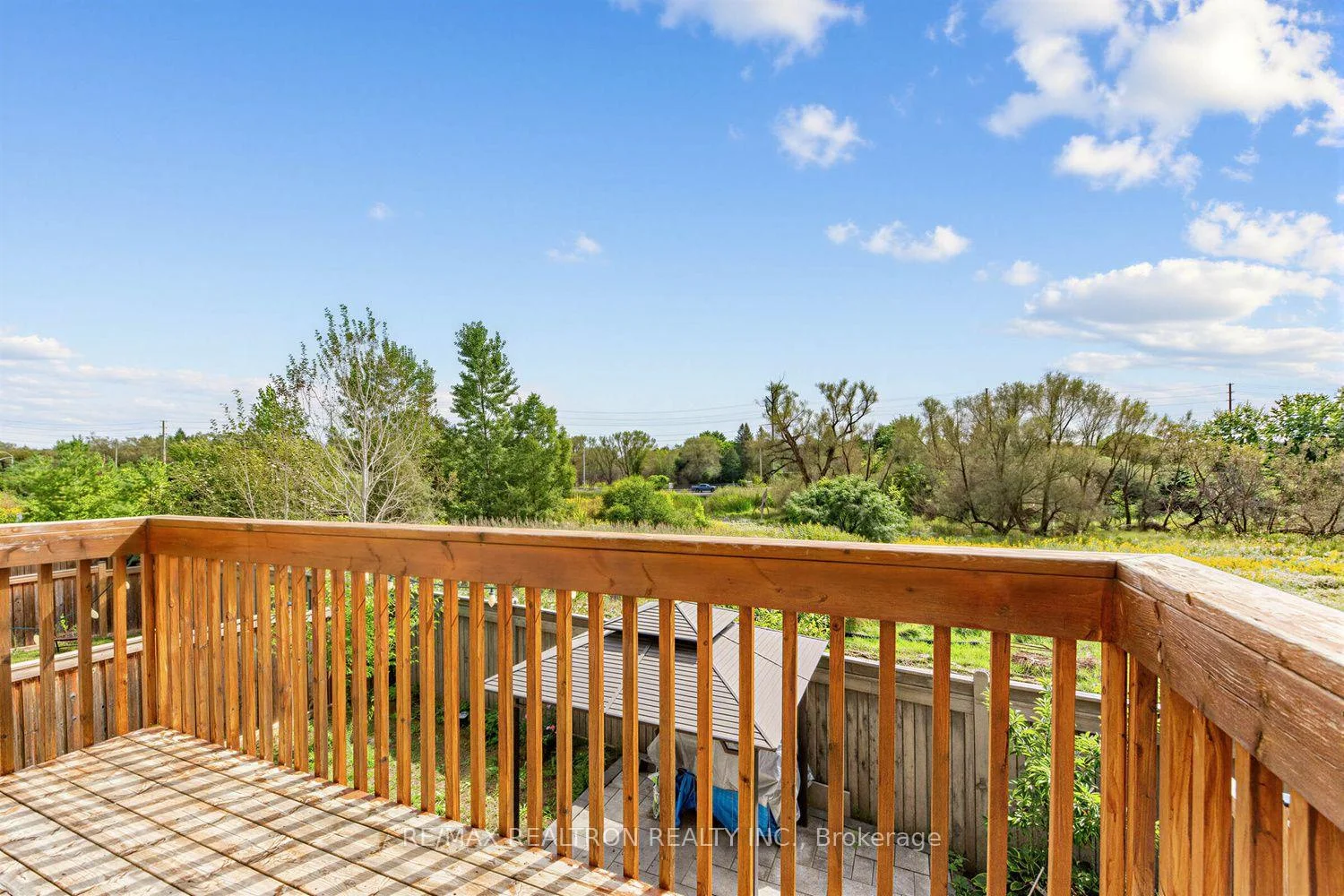 Photo 14 of 220 Degraaf Crescent, Aurora, Rural Aurora — HOMEH
