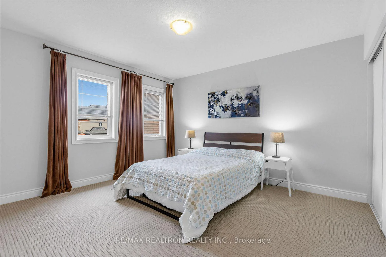 Photo 23 of 220 Degraaf Crescent, Aurora, Rural Aurora — HOMEH