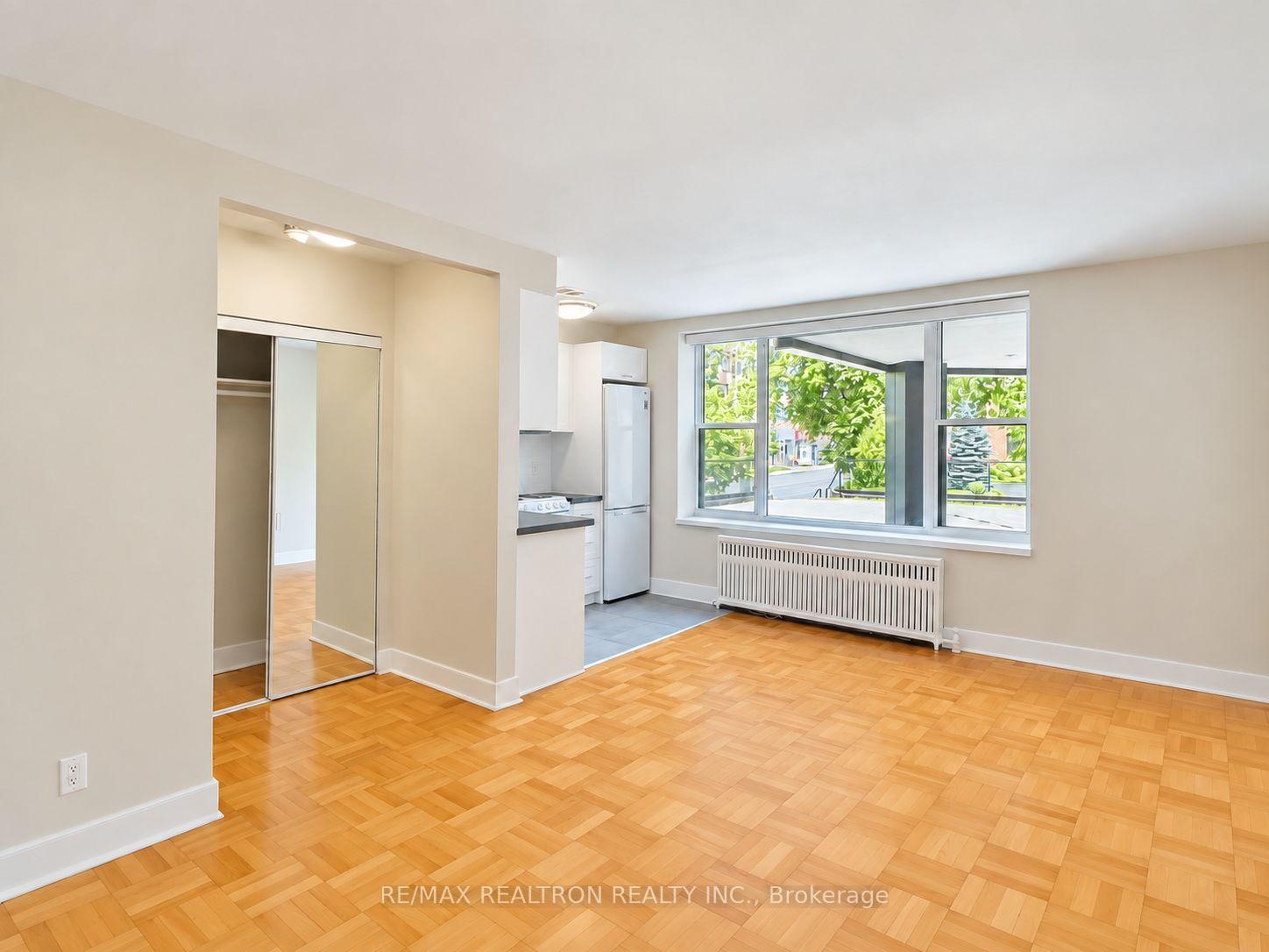 Photo 5 of Unit 108, 1545 Bathurst Street, Toronto, Forest Hill South — HOMEH