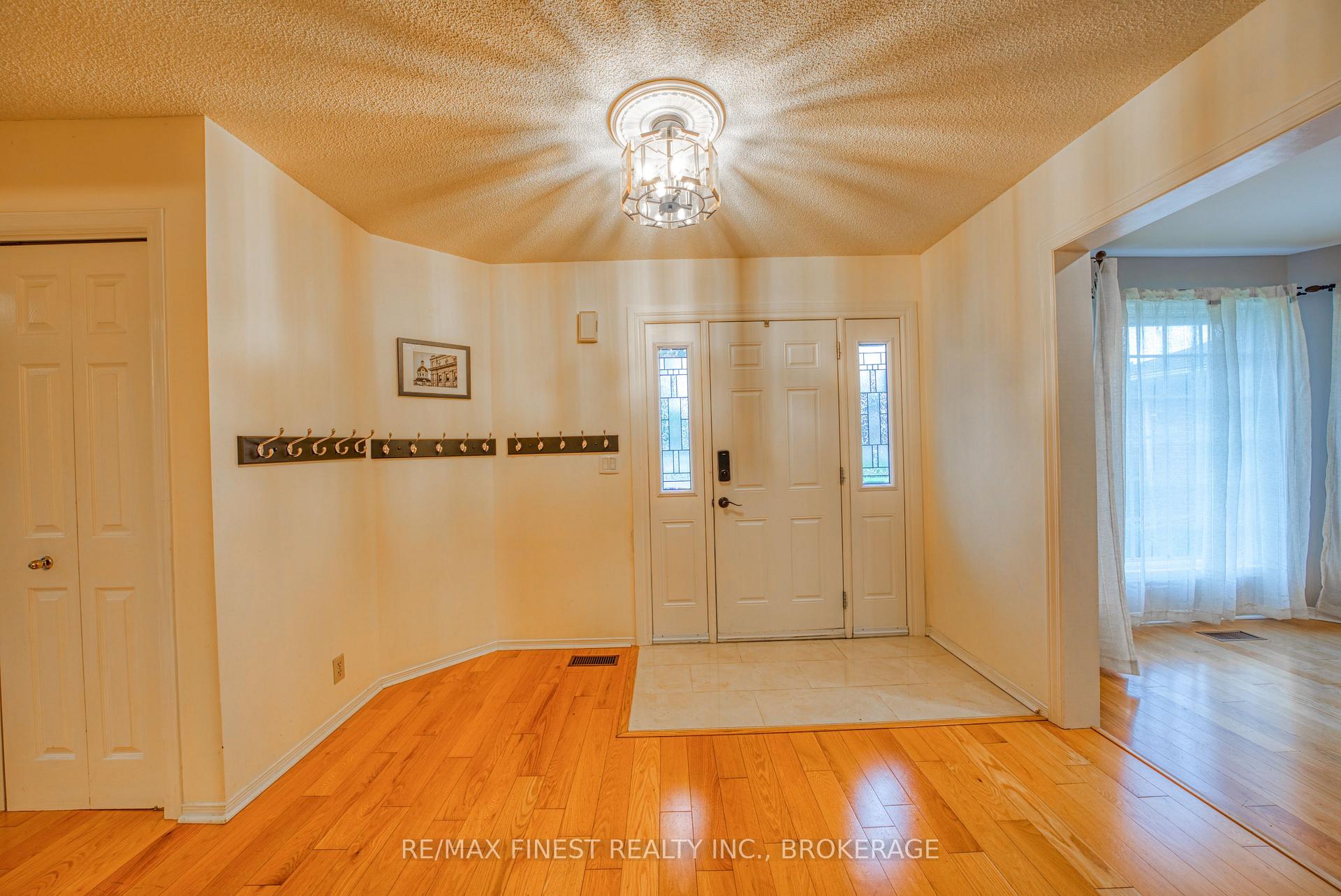 Photo 2 of 719 Woodside Drive, Kingston, North of Taylor-Kidd Blvd — HOMEH