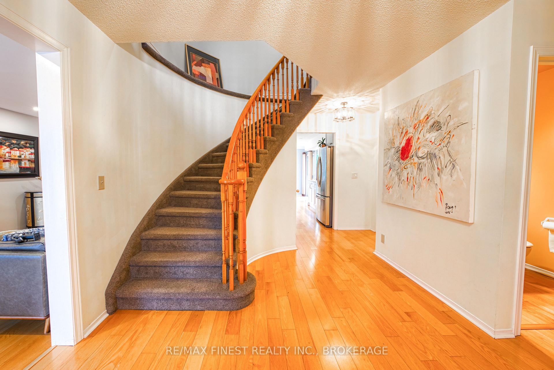 Photo 3 of 719 Woodside Drive, Kingston, North of Taylor-Kidd Blvd — HOMEH