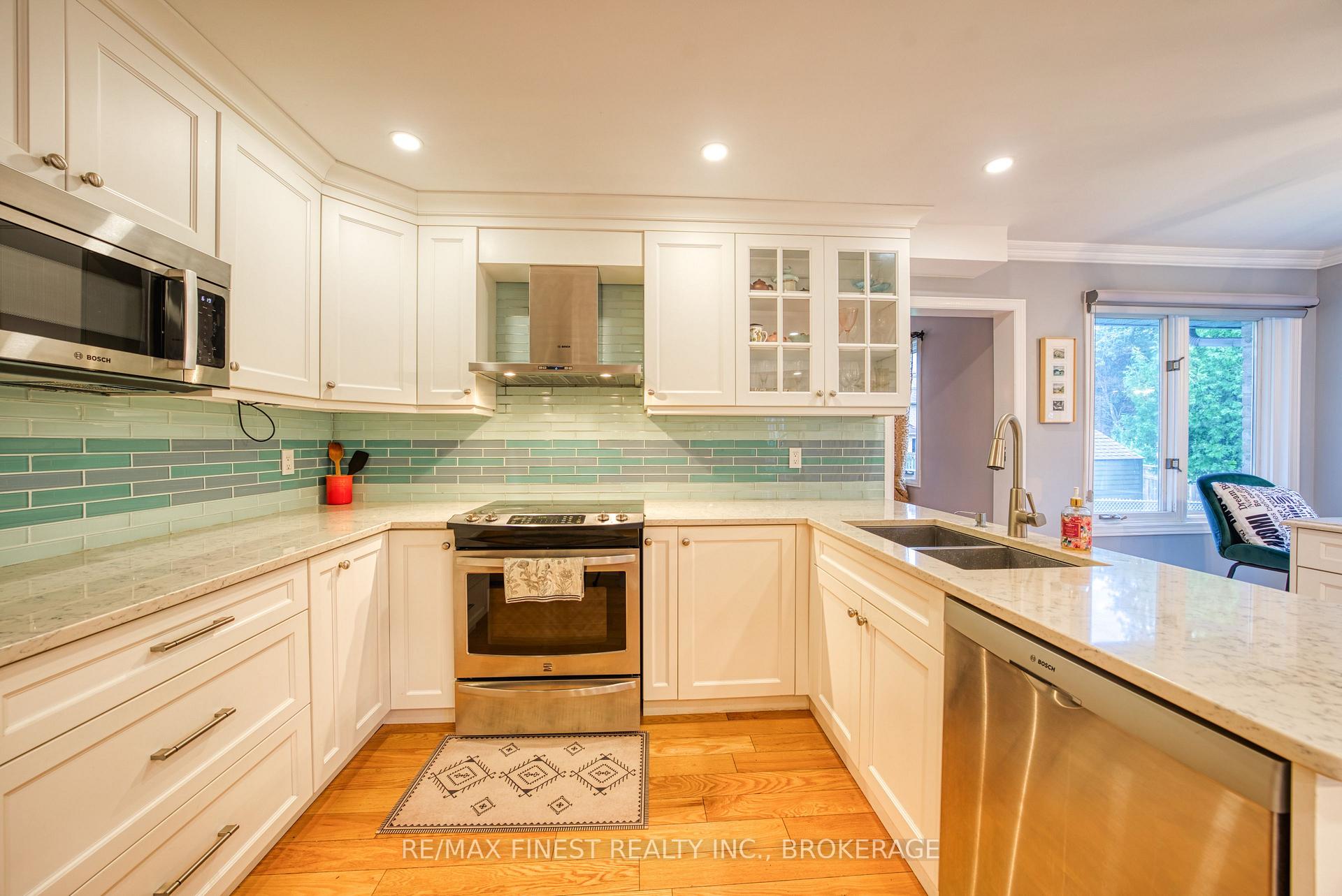 Photo 9 of 719 Woodside Drive, Kingston, North of Taylor-Kidd Blvd — HOMEH