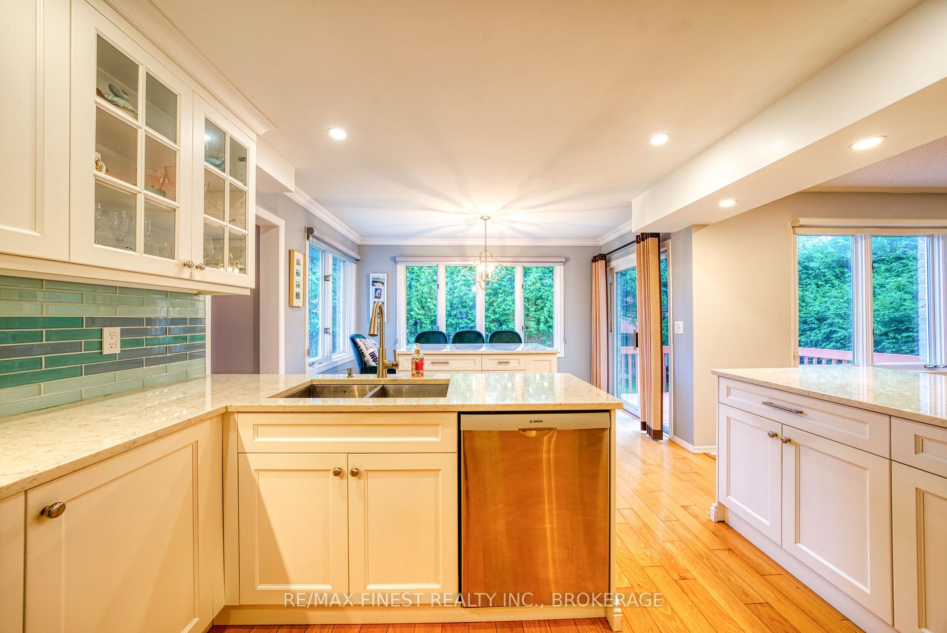 Photo 10 of 719 Woodside Drive, Kingston, North of Taylor-Kidd Blvd — HOMEH