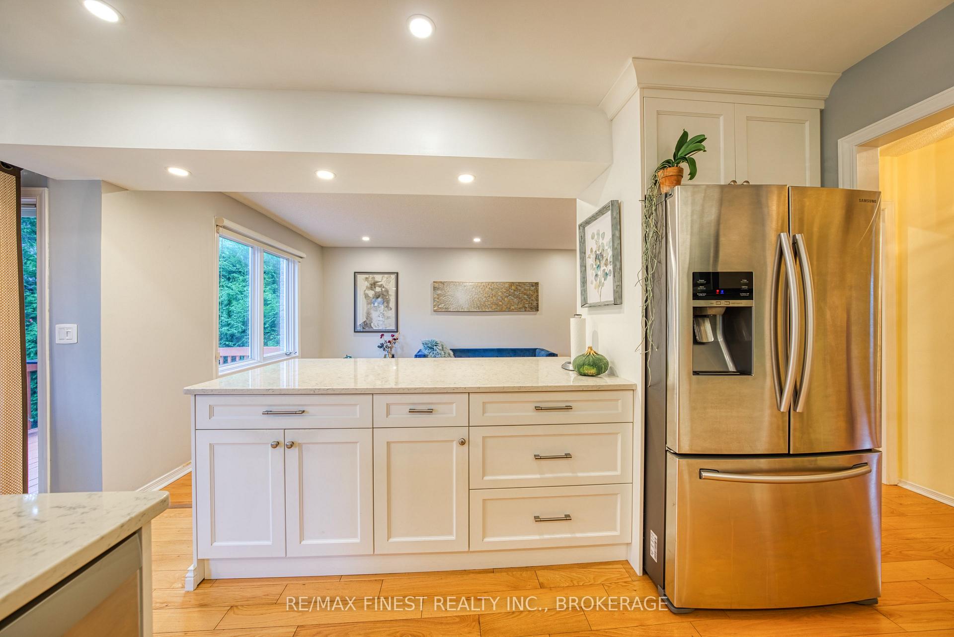 Photo 11 of 719 Woodside Drive, Kingston, North of Taylor-Kidd Blvd — HOMEH