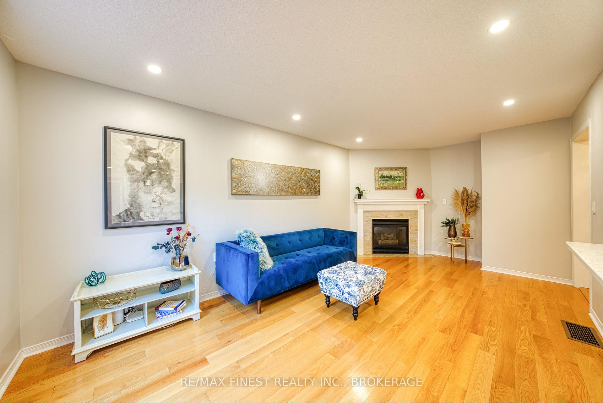 Photo 21 of 719 Woodside Drive, Kingston, North of Taylor-Kidd Blvd — HOMEH