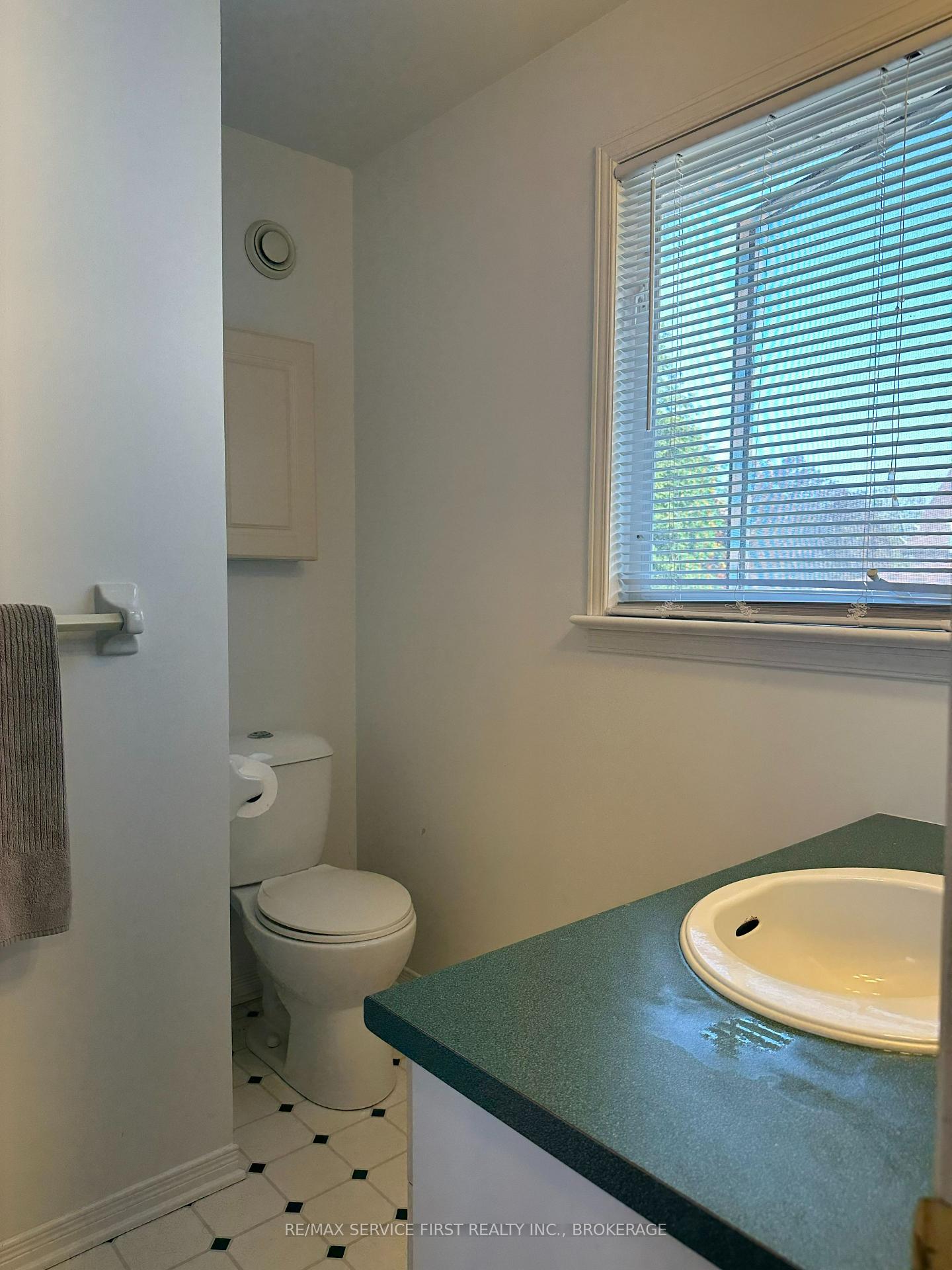 Photo 30 of 1019 Springfield Drive, Kingston, City SouthWest — HOMEH