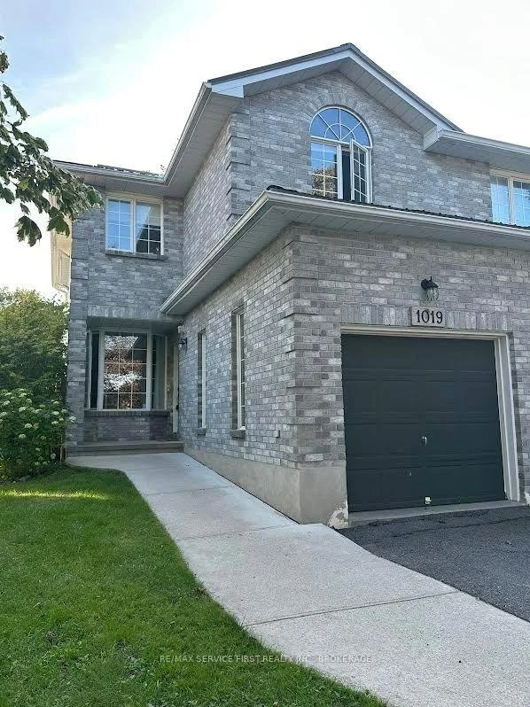 Photo 3 of 1019 Springfield Drive, Kingston, City SouthWest — HOMEH