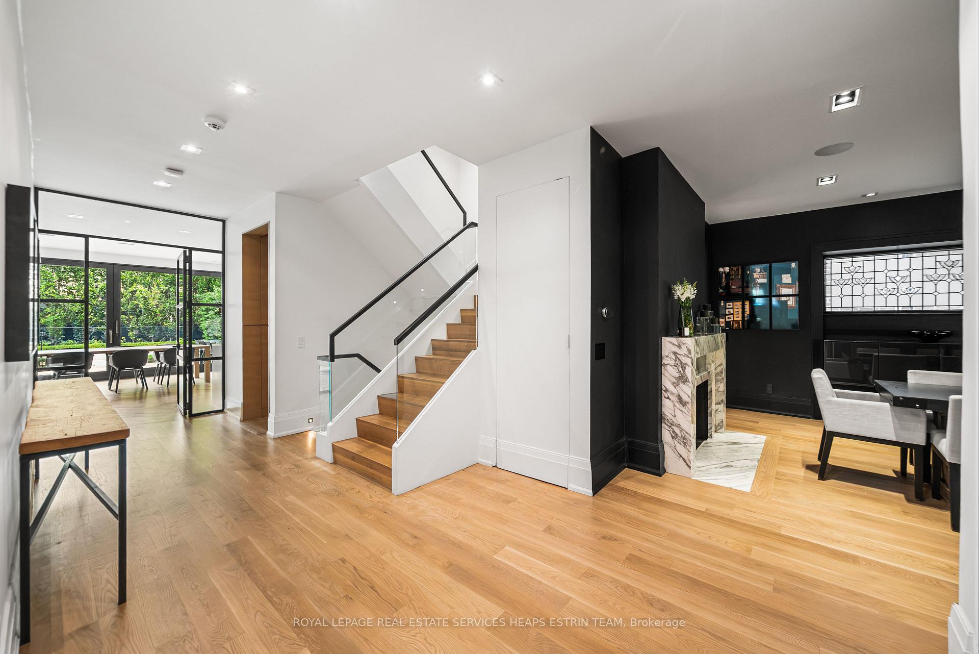 Photo 5 of 20 Whitney Avenue, Toronto, Rosedale-Moore Park — HOMEH