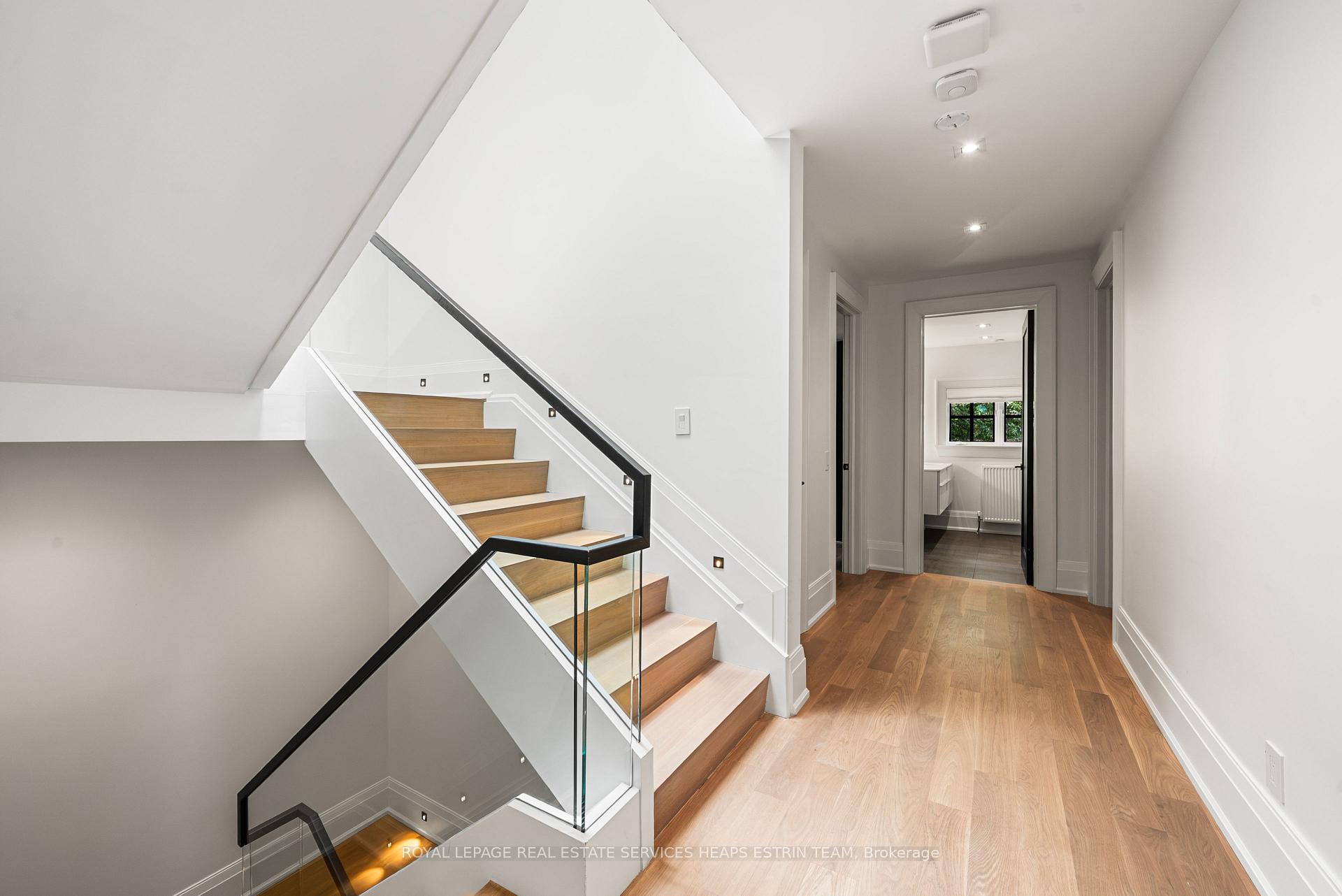 Photo 26 of 20 Whitney Avenue, Toronto, Rosedale-Moore Park — HOMEH