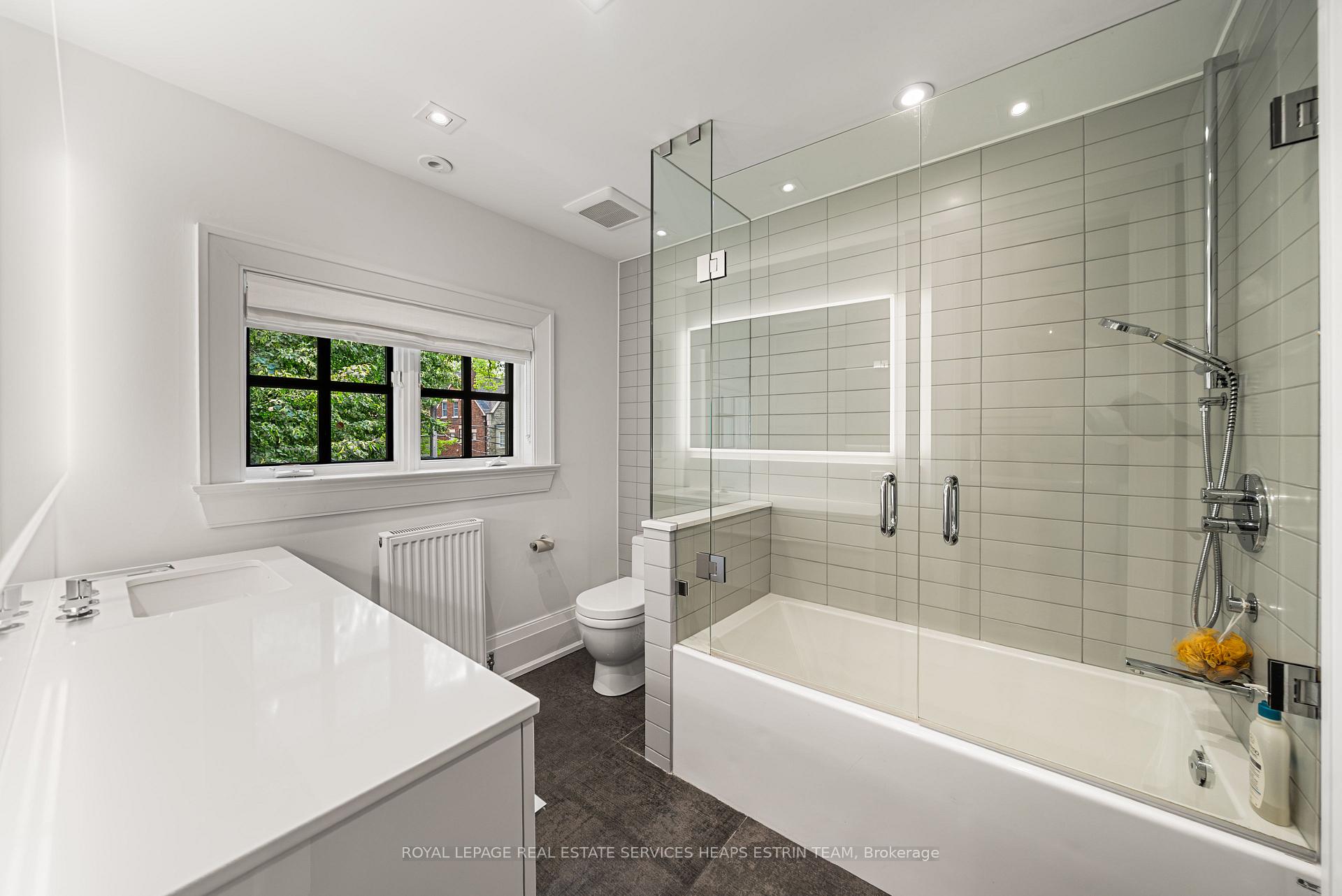 Photo 34 of 20 Whitney Avenue, Toronto, Rosedale-Moore Park — HOMEH