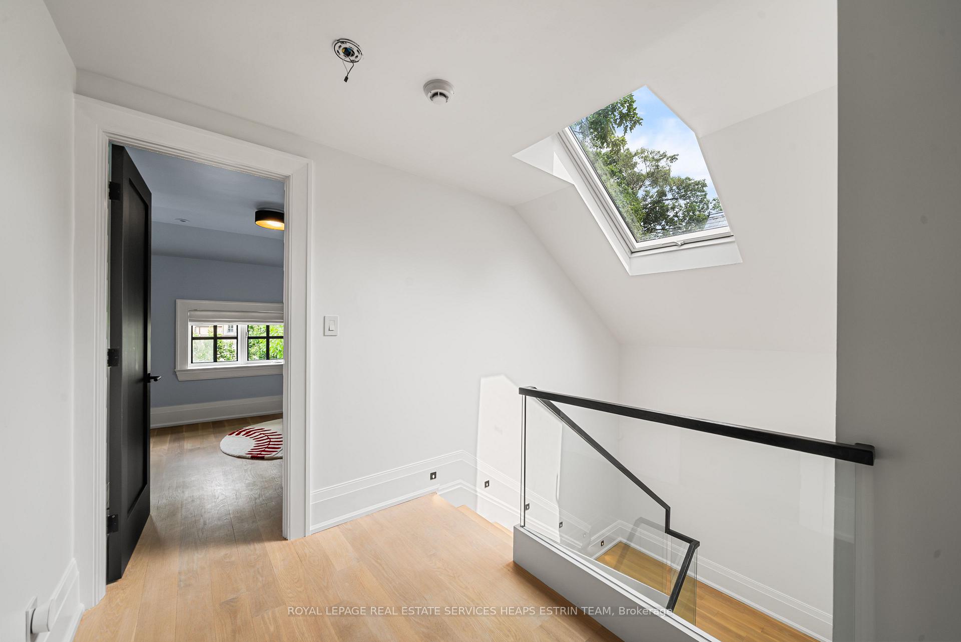 Photo 36 of 20 Whitney Avenue, Toronto, Rosedale-Moore Park — HOMEH