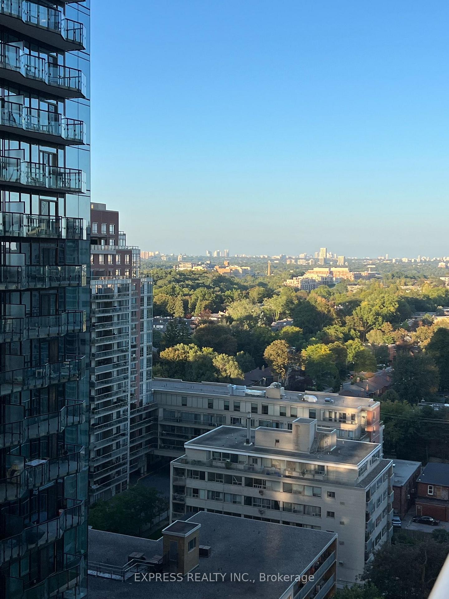 Photo 12 of Unit 1601, 99 Broadway Avenue, Toronto, Mount Pleasant West — HOMEH