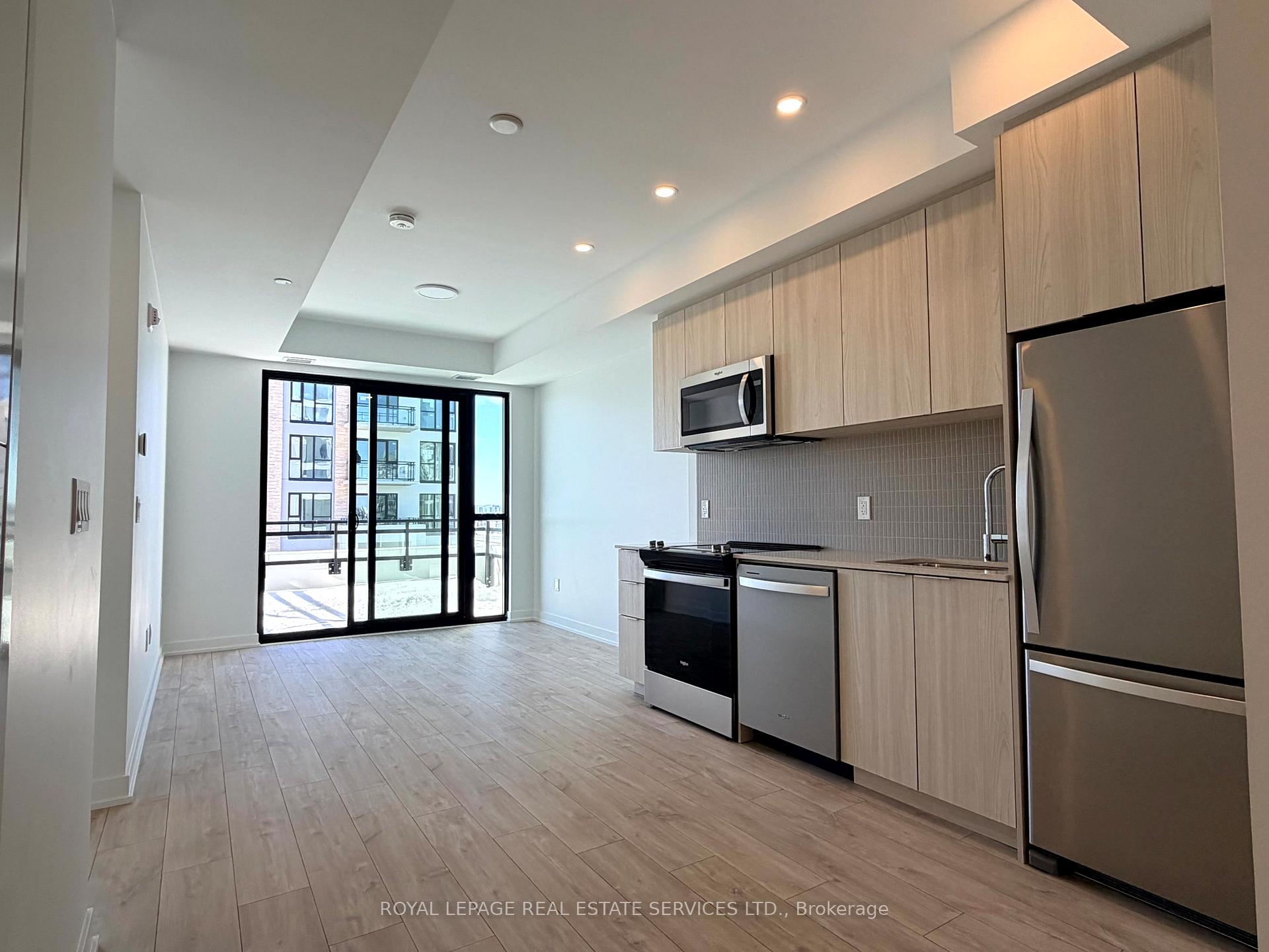 Photo of Unit 404, 750 Whitlock Avenue