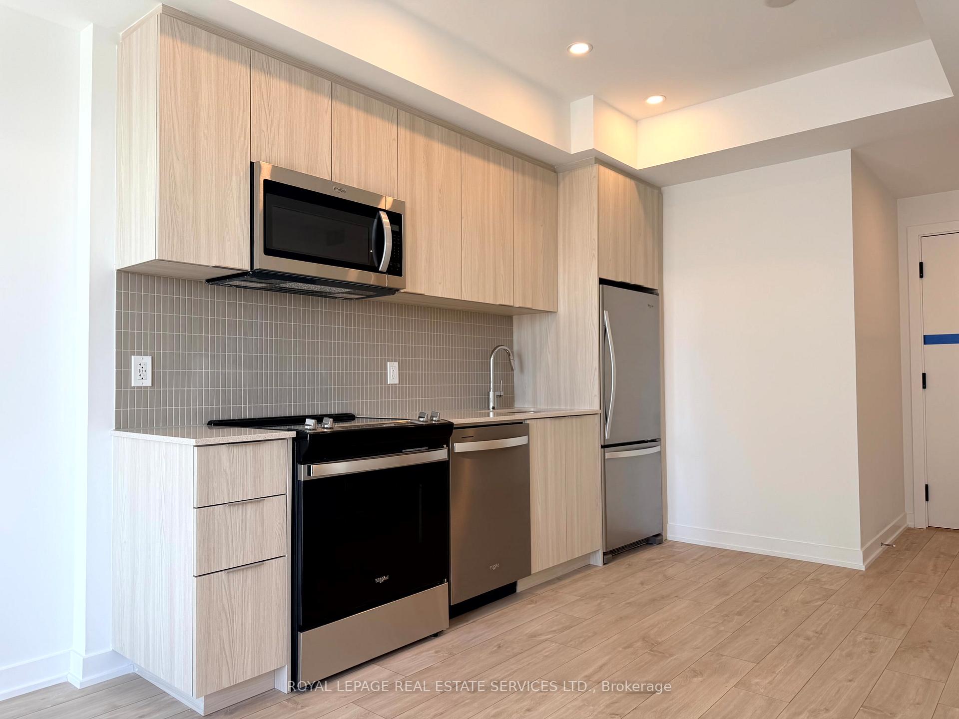 Photo 5 of Unit 404, 750 Whitlock Avenue, Milton, Cobban — HOMEH
