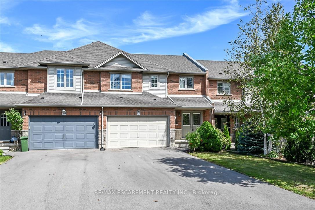 Photo 2 of 302 Southbrook Drive, Hamilton, Binbrook — HOMEH