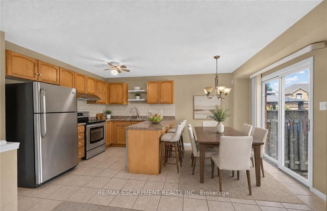 Photo 13 of 302 Southbrook Drive, Hamilton, Binbrook — HOMEH