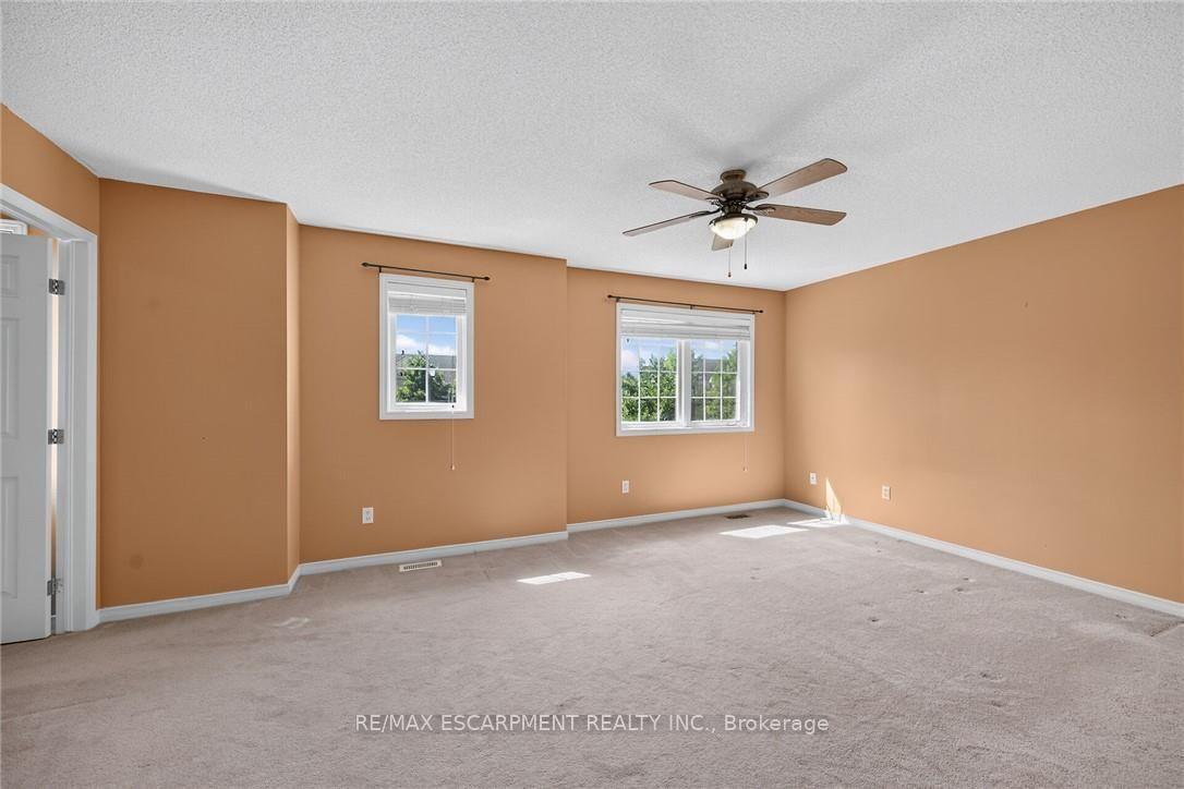 Photo 18 of 302 Southbrook Drive, Hamilton, Binbrook — HOMEH