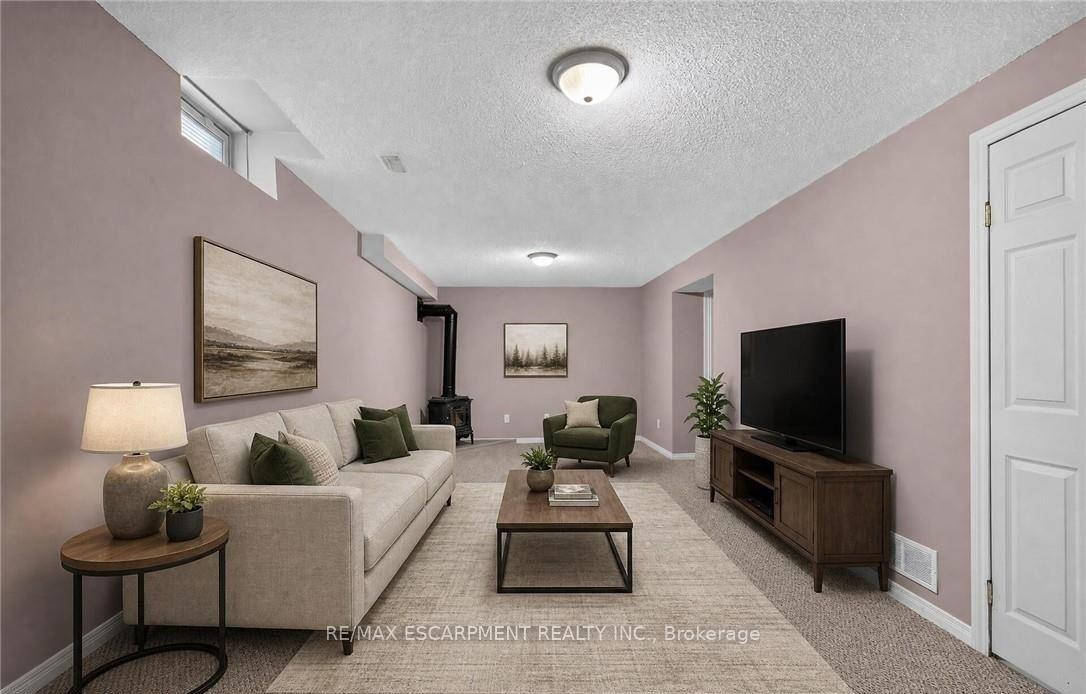 Photo 34 of 302 Southbrook Drive, Hamilton, Binbrook — HOMEH
