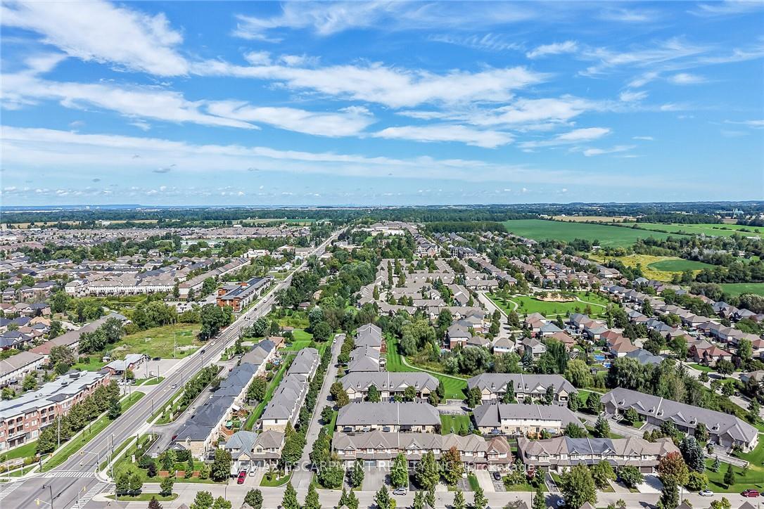 Photo 41 of 302 Southbrook Drive, Hamilton, Binbrook — HOMEH