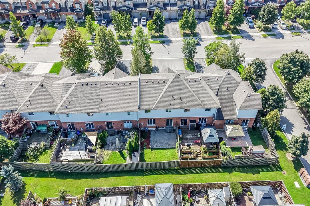 Photo 49 of 302 Southbrook Drive, Hamilton, Binbrook — HOMEH
