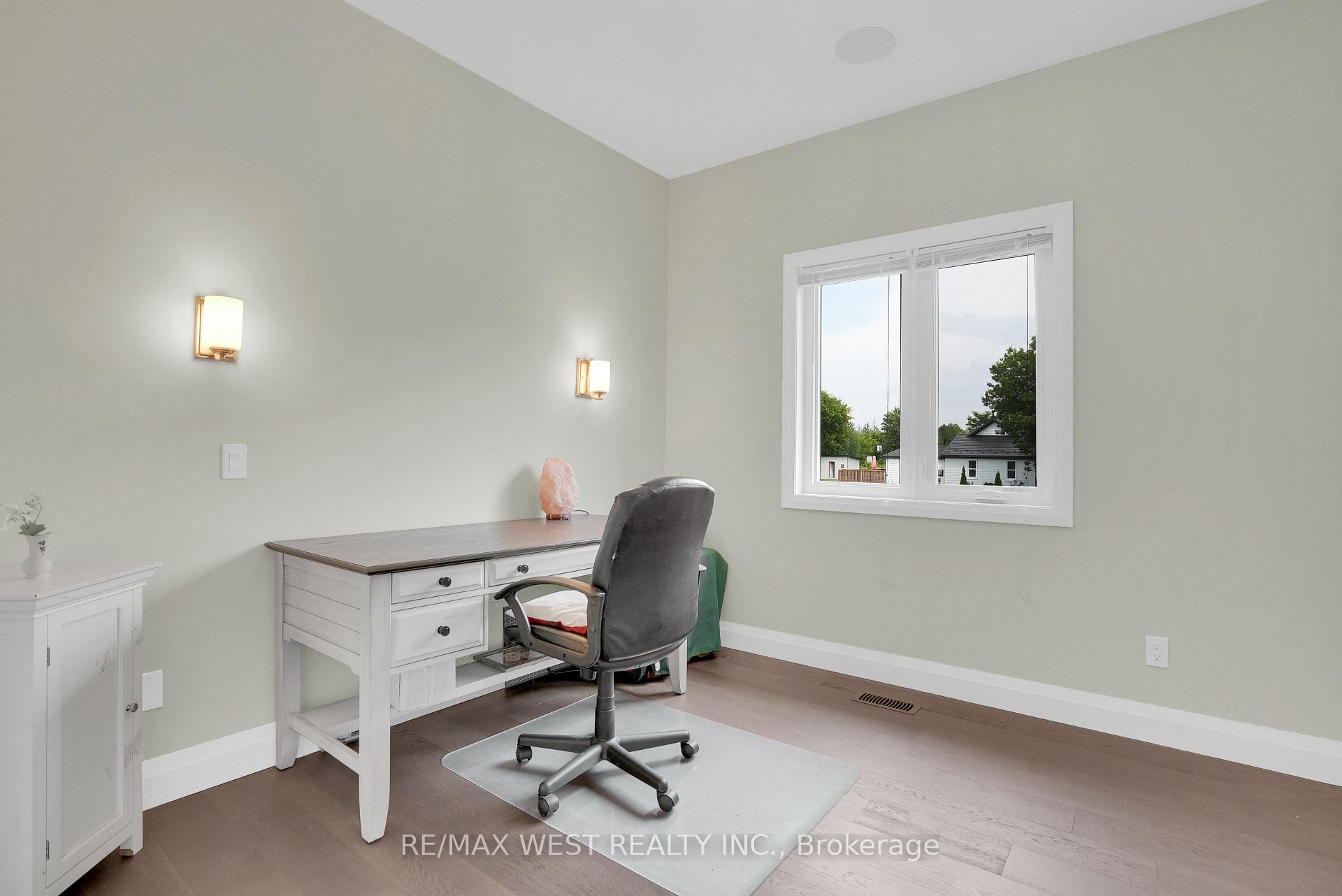 Photo 11 of 4098 Concession 12 Sunnidale Road, Clearview, Rural Clearview — HOMEH