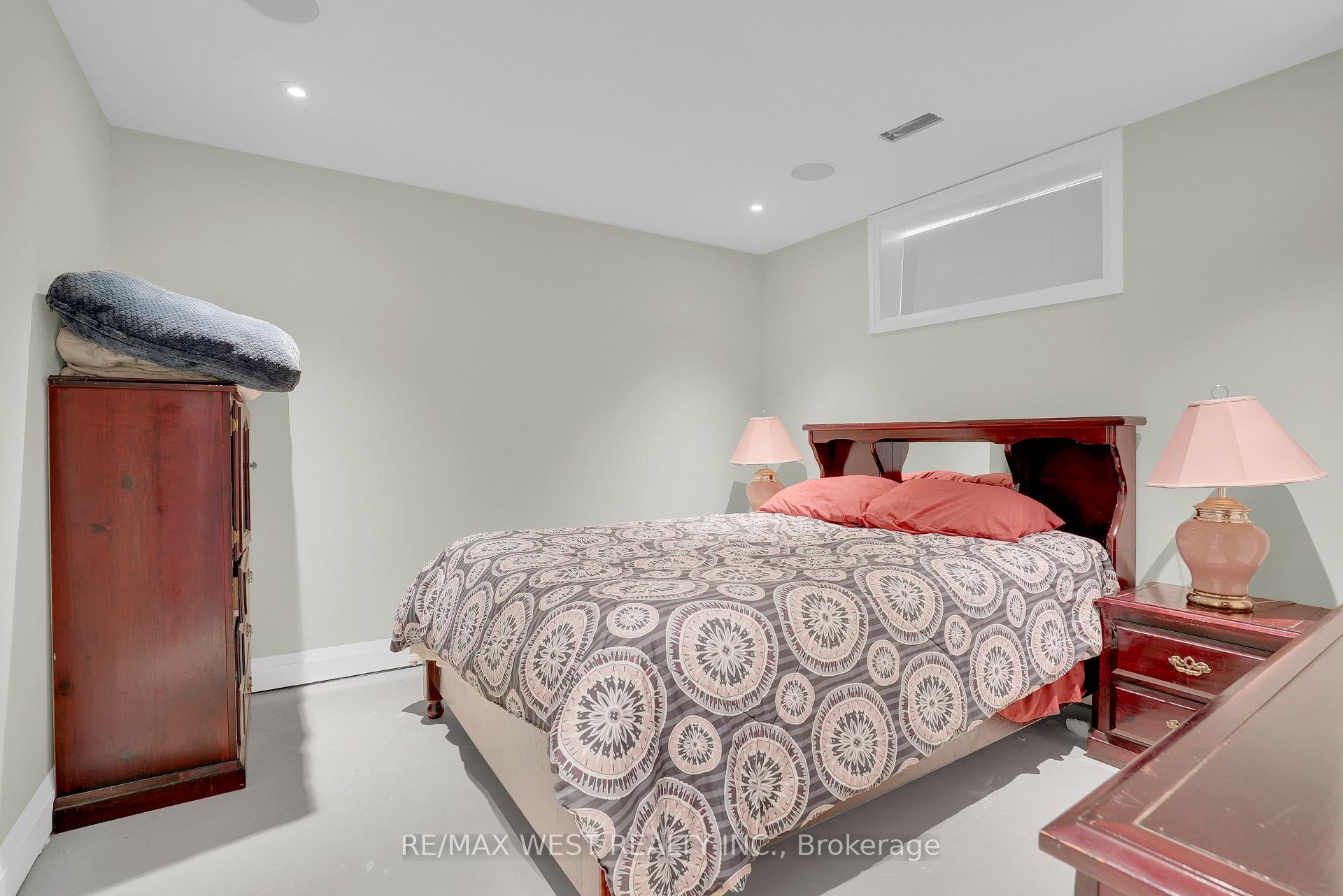 Photo 13 of 4098 Concession 12 Sunnidale Road, Clearview, Rural Clearview — HOMEH