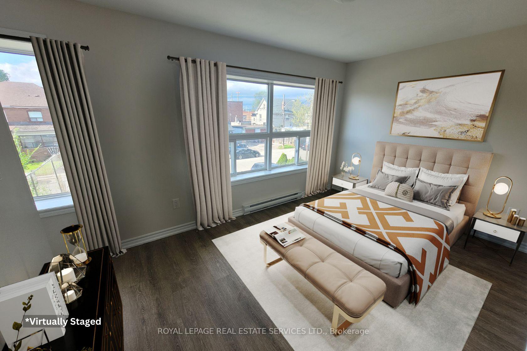 Photo 7 of 11 Dennis Avenue, North York, Mount Dennis — HOMEH