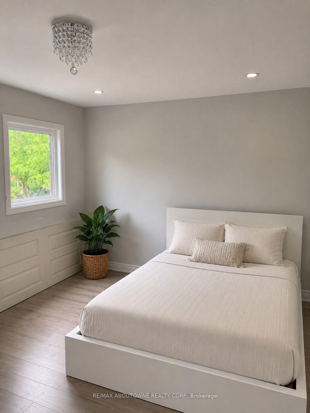 Photo 7 of Unit Upper, 14 Charcoal Drive, Scarborough, Highland Creek — HOMEH
