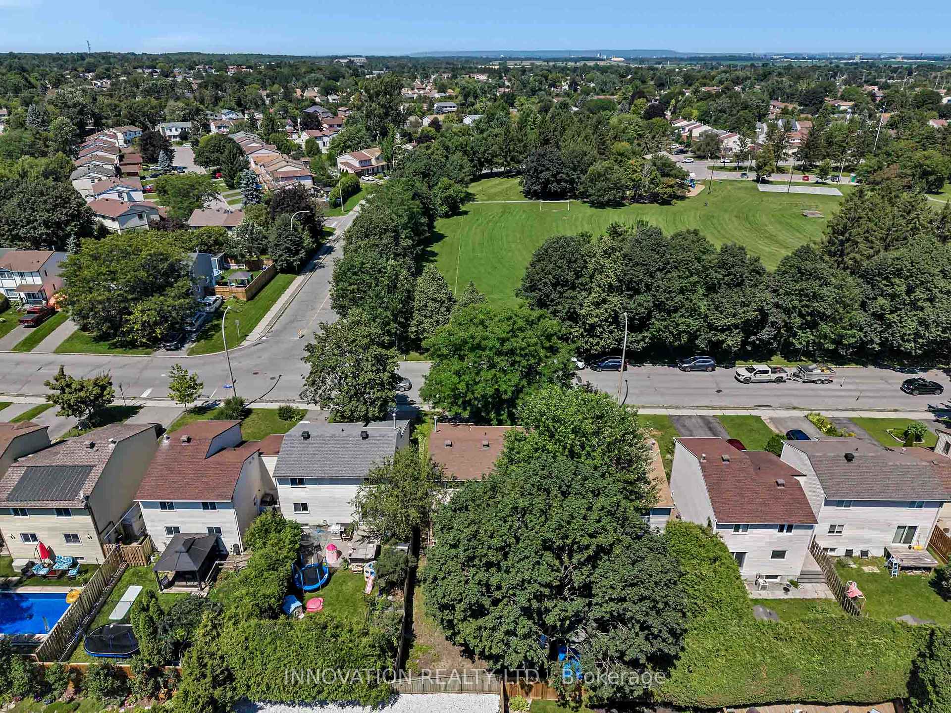 Photo 42 of 33 Exeter Drive, Ottawa, Barrhaven - On the Green — HOMEH