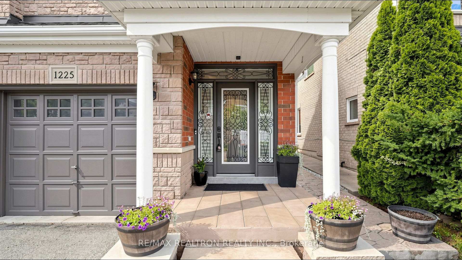 Photo 2 of 1225 Houston Drive, Milton, Clarke — HOMEH