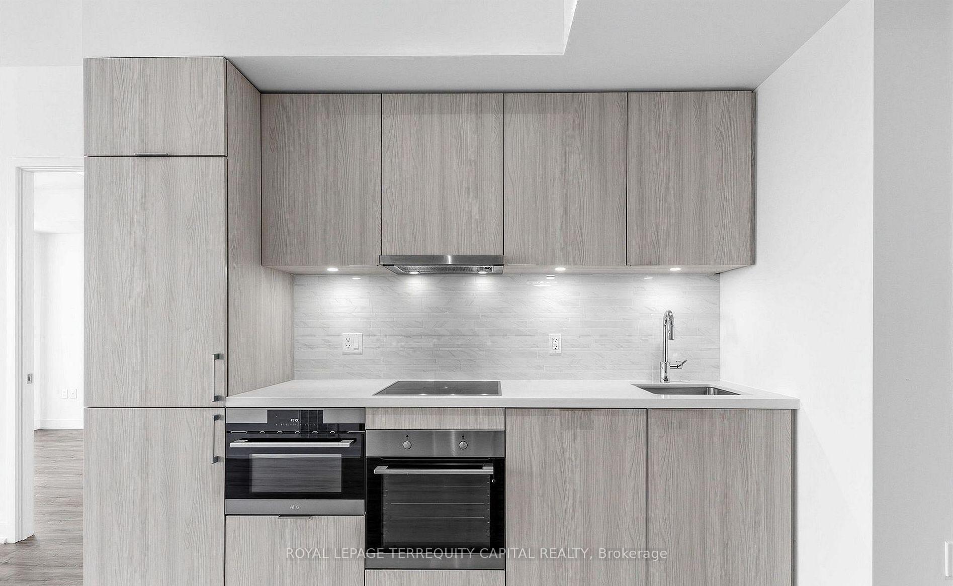 Photo 3 of Unit 1901, 15 Queens Quay E, Toronto, Waterfront Communities — HOMEH