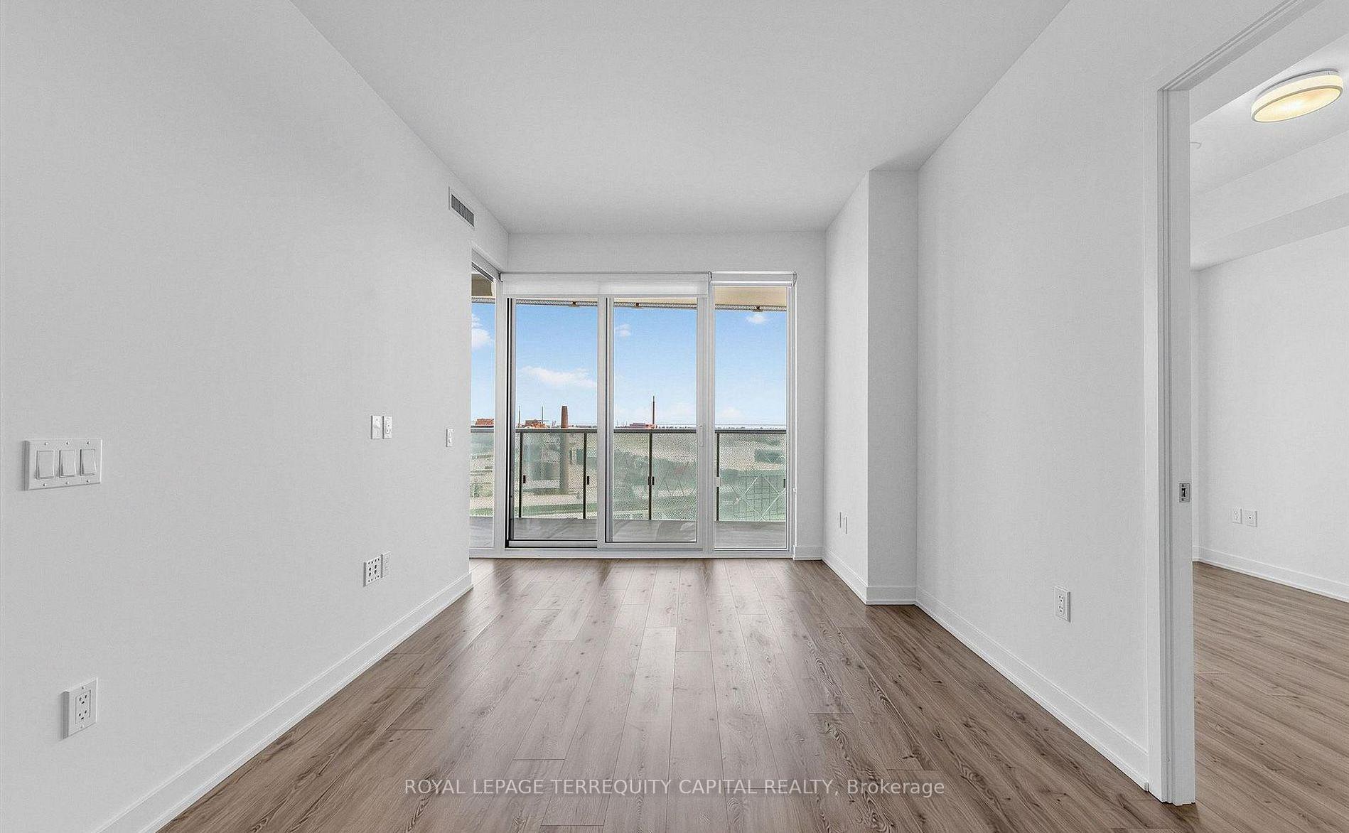 Photo 9 of Unit 1901, 15 Queens Quay E, Toronto, Waterfront Communities — HOMEH