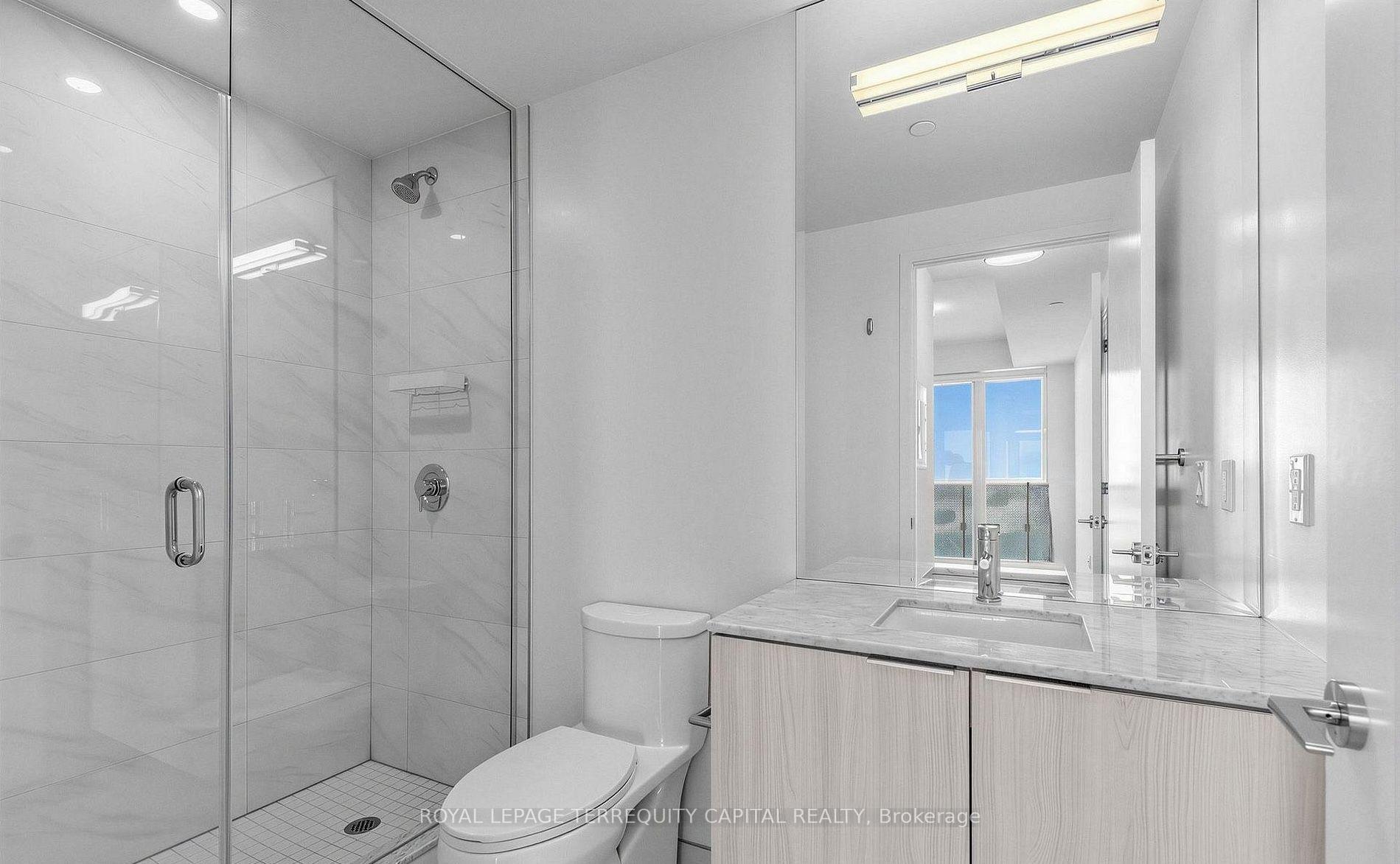 Photo 13 of Unit 1901, 15 Queens Quay E, Toronto, Waterfront Communities — HOMEH